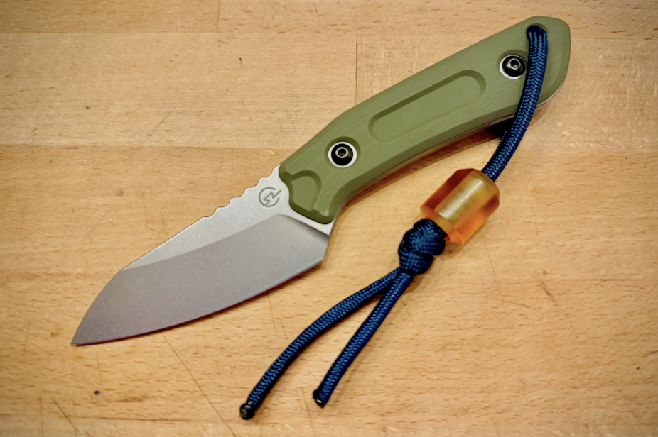 Schwartz Overland Sport in sheath