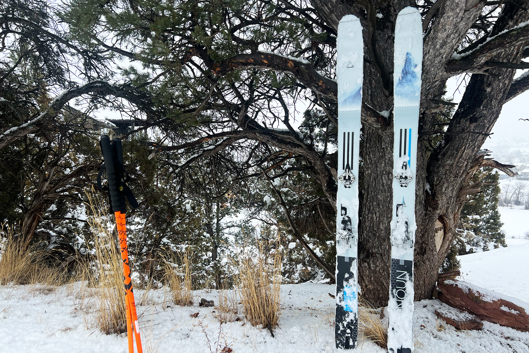 Renoun Citadel 107 powder ski
