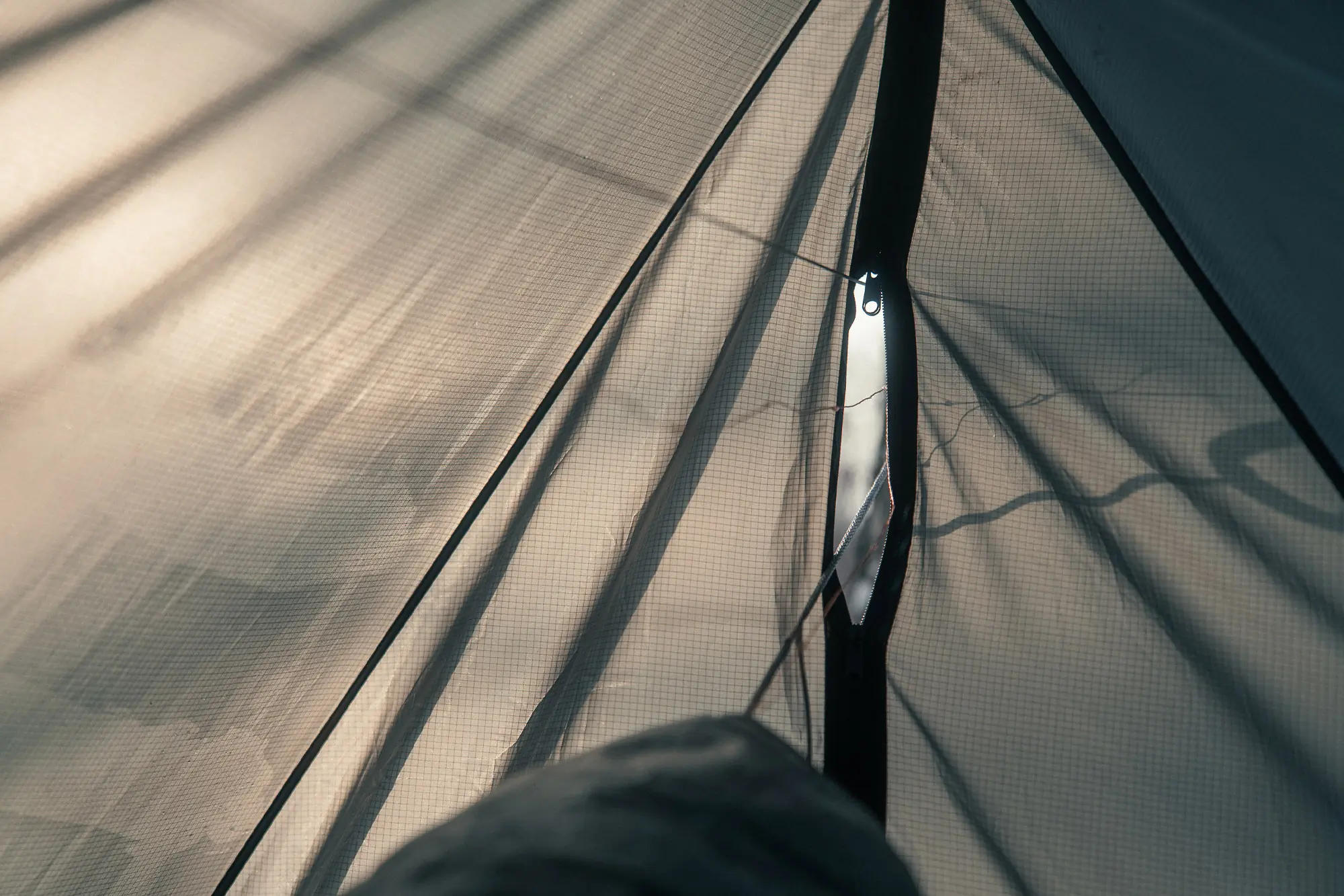 Close-up of the Warbonnet Tsunami’s zipper slit for hammock suspension