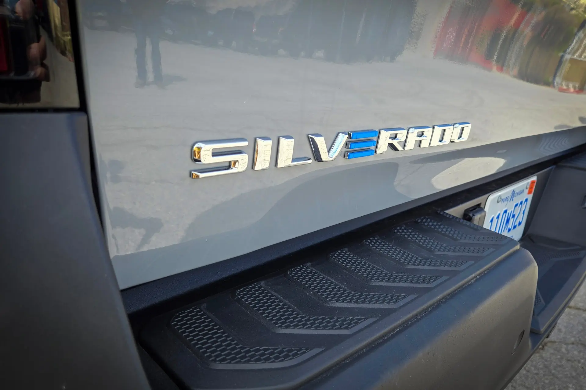 2025 Chevrolet Silverado EV LT