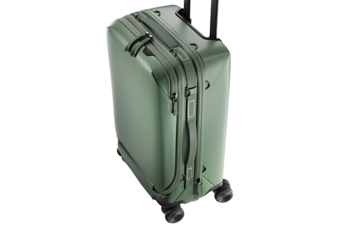 Peak Design Travel Pro roller bag