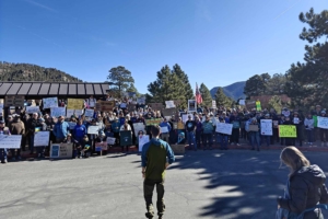 rocky mountain national park trump protest