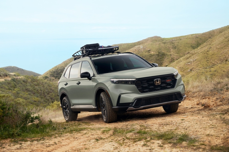 First Hybrid Honda TrailSport Model: CR-V Joins the Off-Road Party