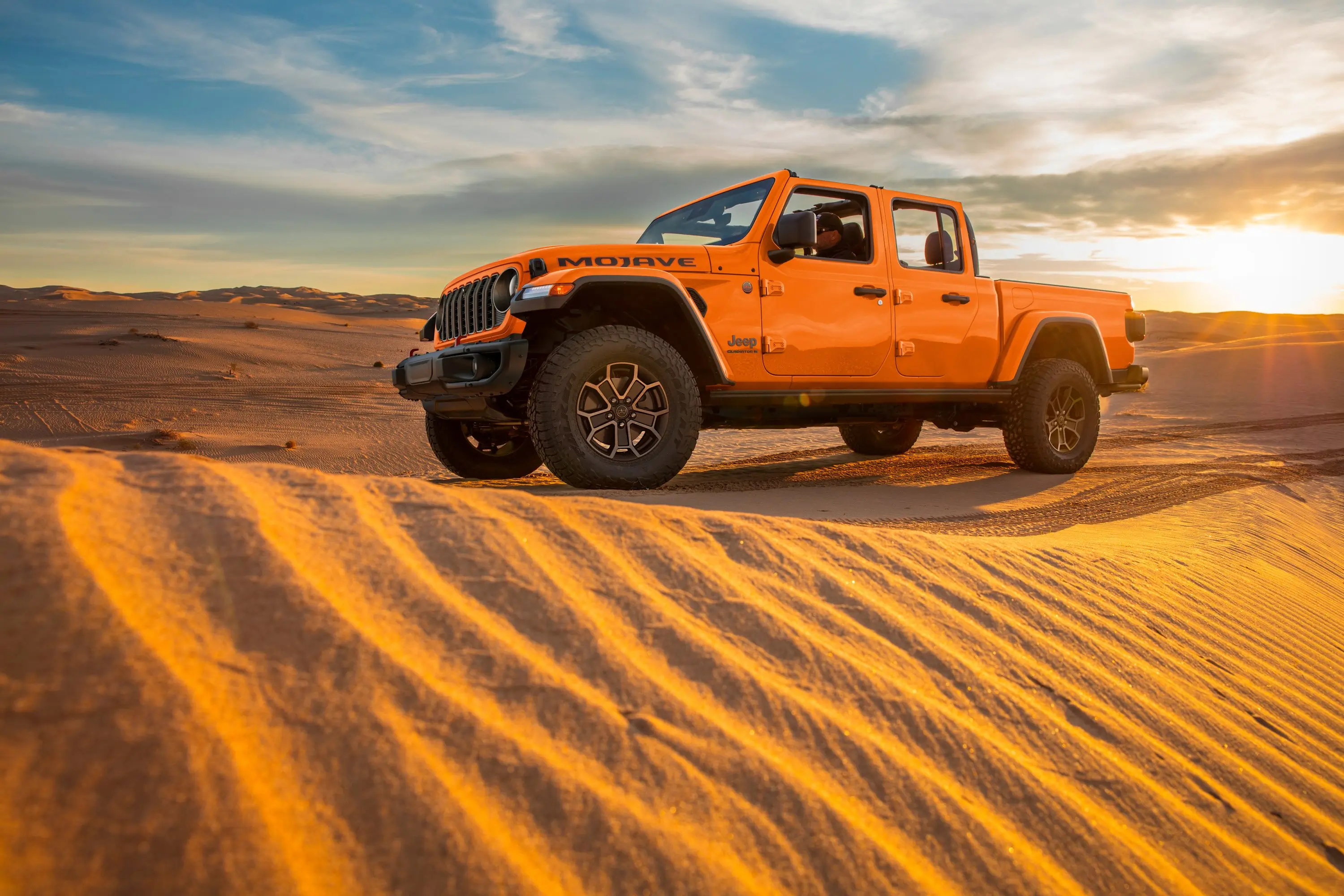 2025 Jeep Gladiator in Joose orange