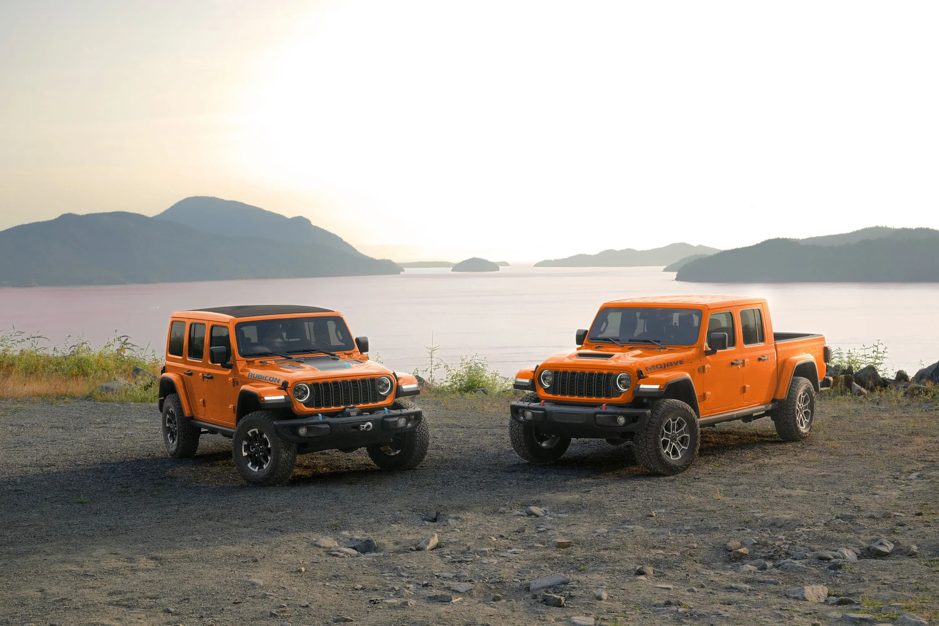 2025 Jeep Wrangler and Gladiator in Joose orange