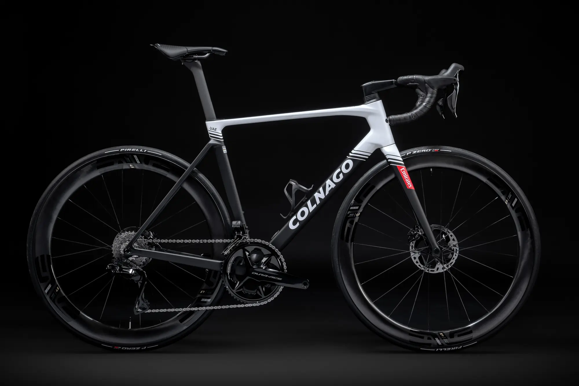 Colnago V5Rs in UAE Team Emirates livery