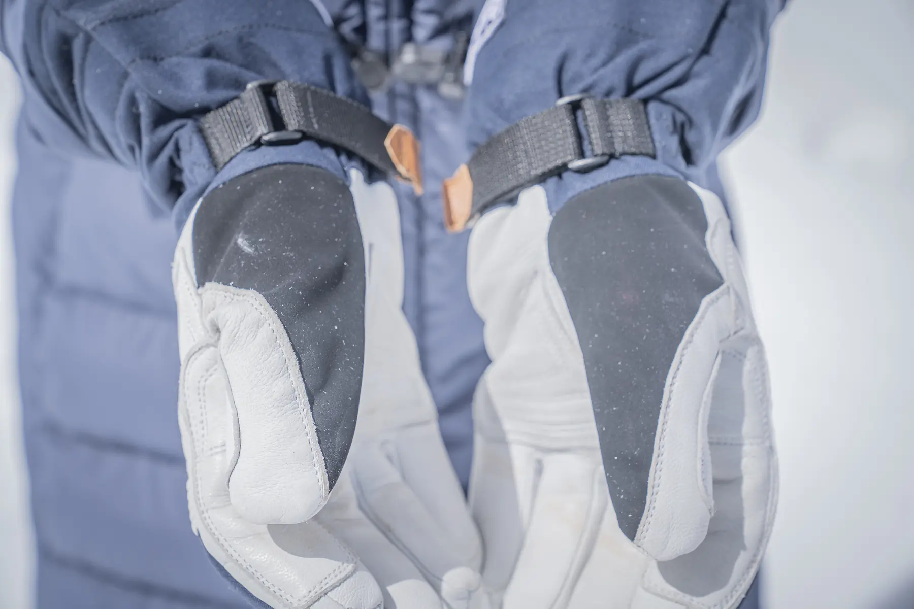 Testing the nose wipes on the Baist Gloves Women’s Baist Classic Glove; (photo/Eric Phillips)