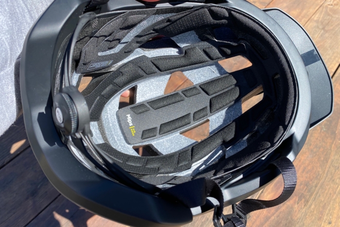 A look inside the Fox Speedframe Pro helmet