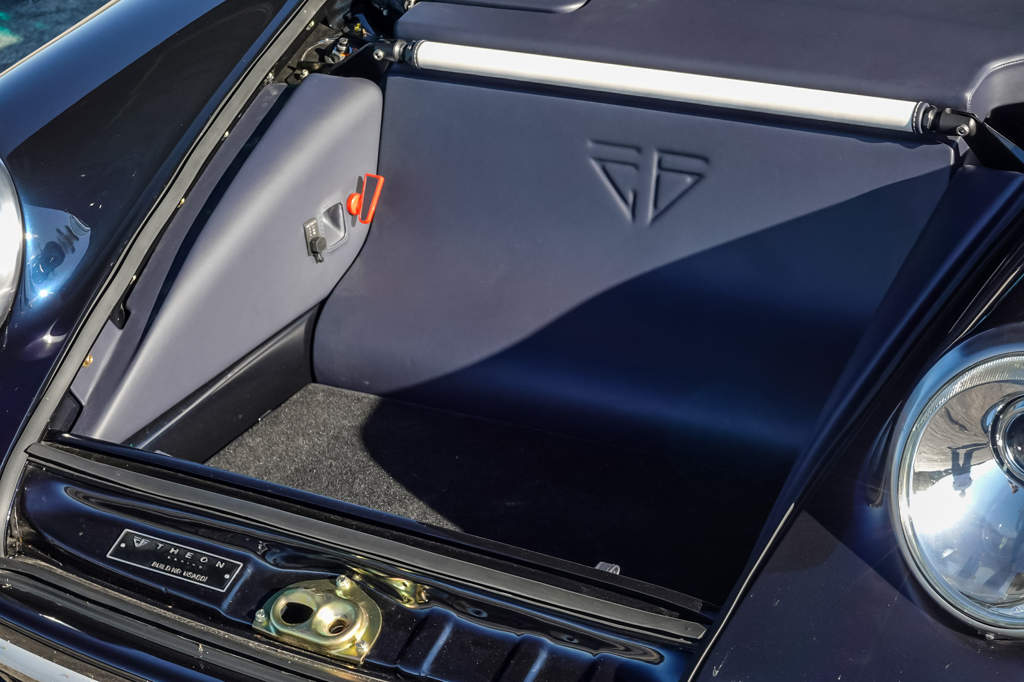 Theon Designs Porsche 911 USA001