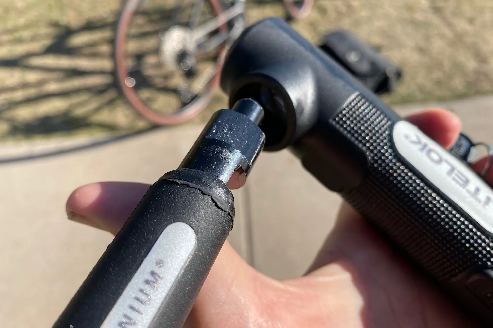the anti-rotation design of the Litelok X1 bike lock