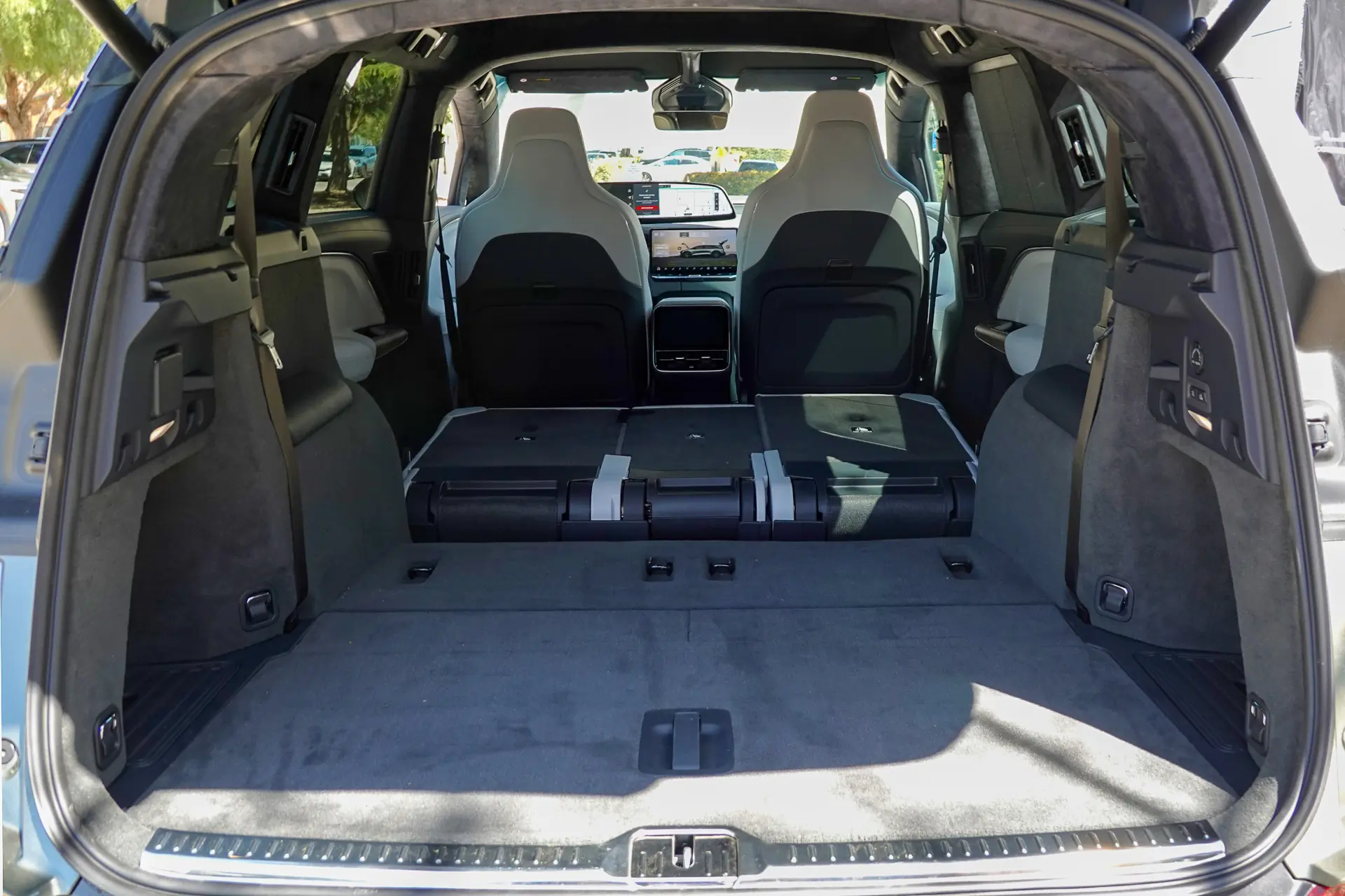 Lucid Gravity Grand Touring