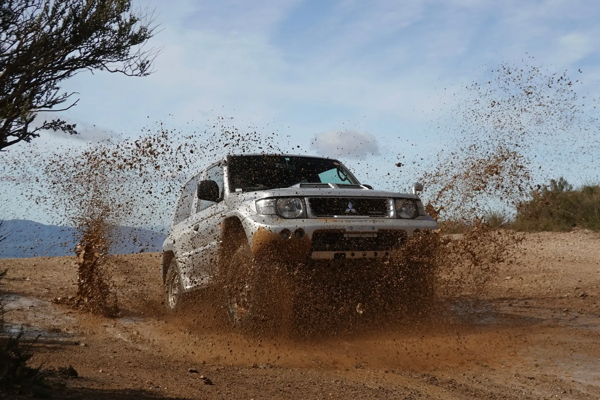 Yokohama Geolandar G018 AT/4