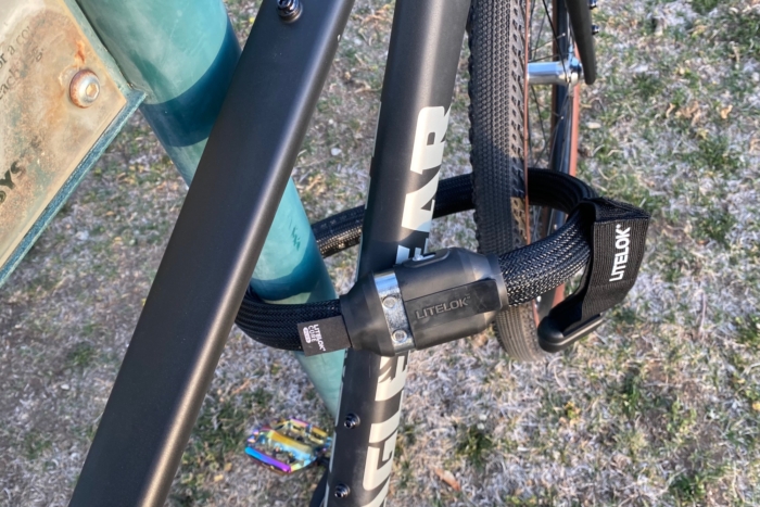 Using the Litelok Core Plus to lock a bike to a bike rack