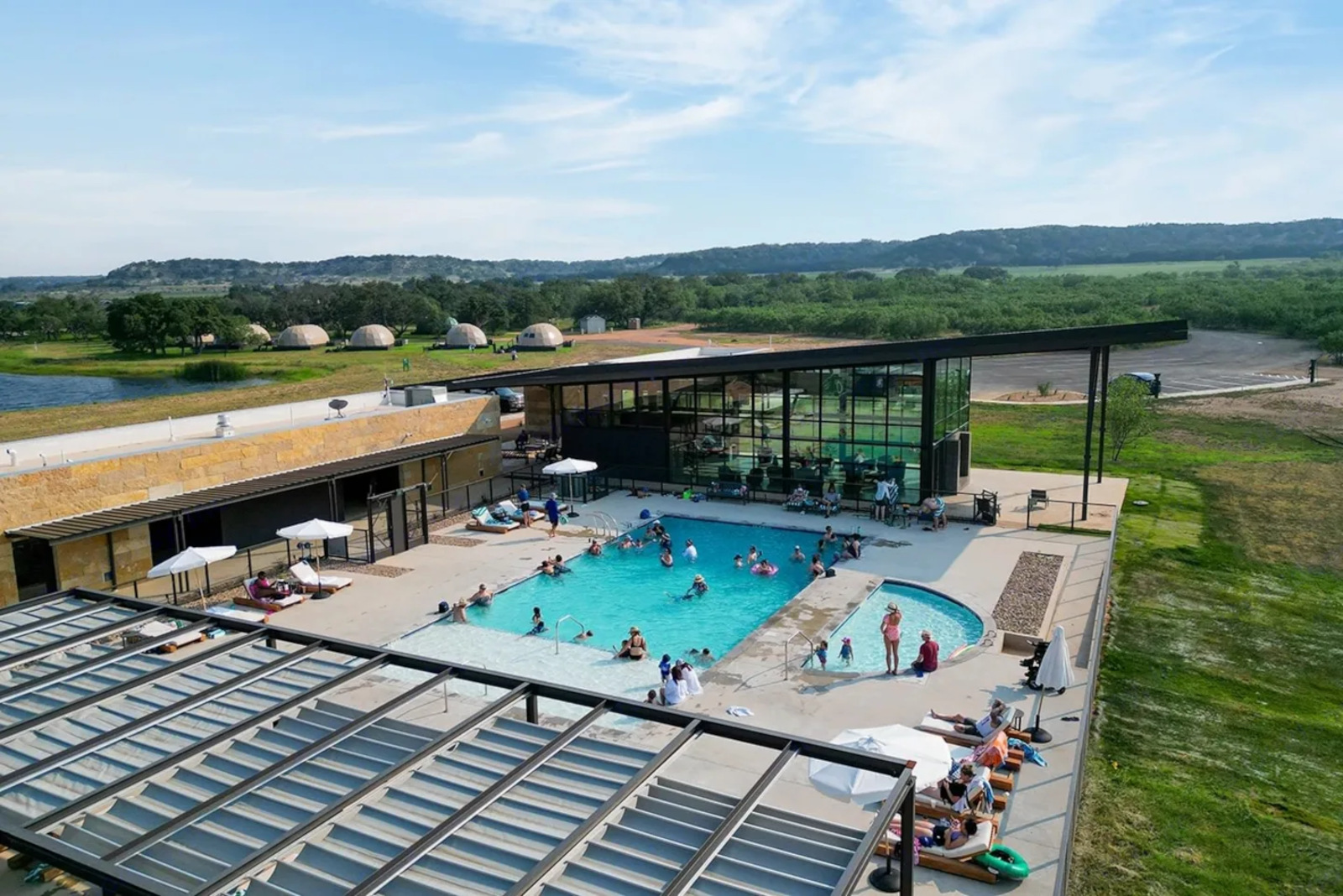 outdoorsy SKYE hill country resort features