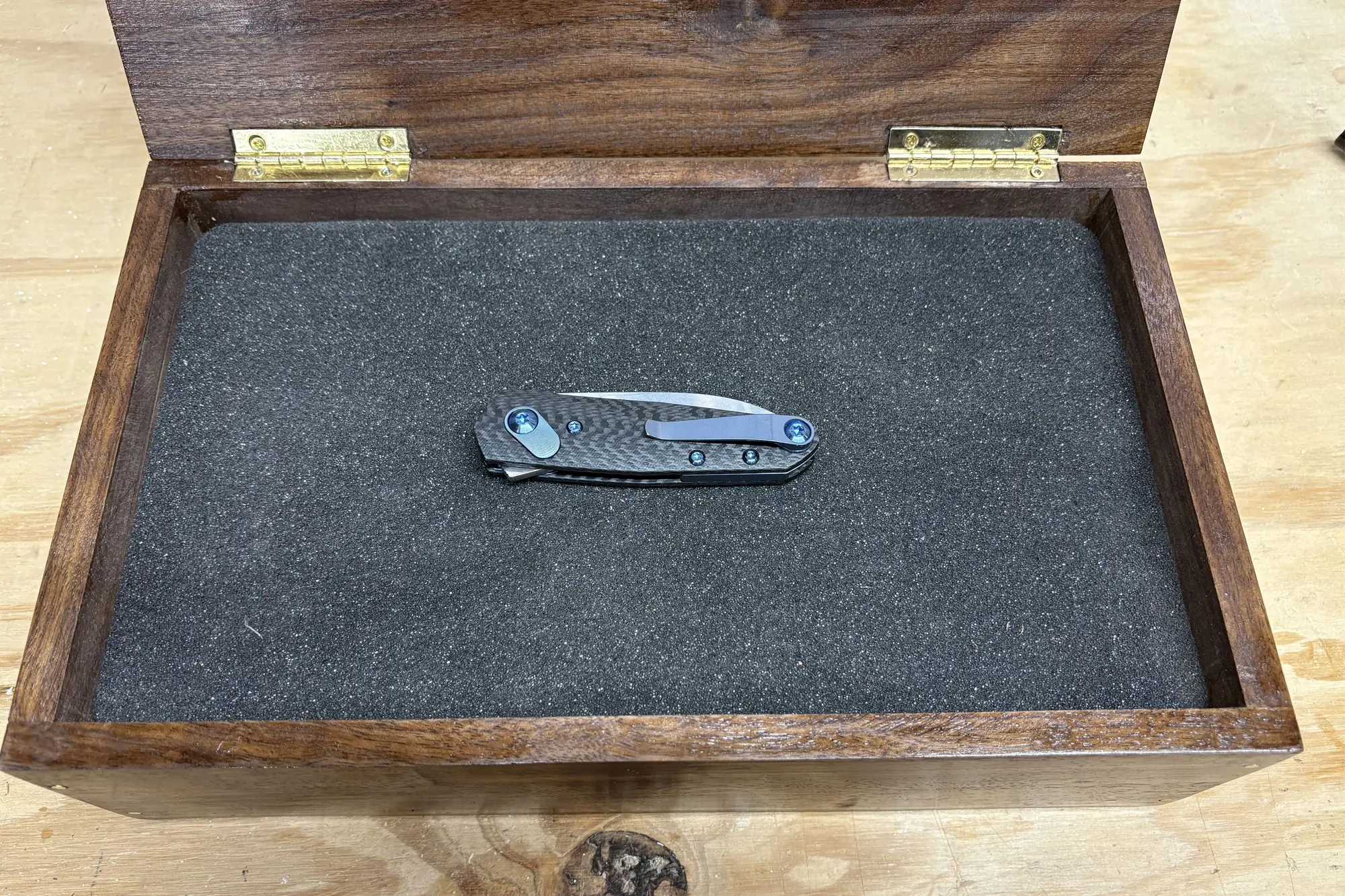 Anso of Denmark Aros blade upclose