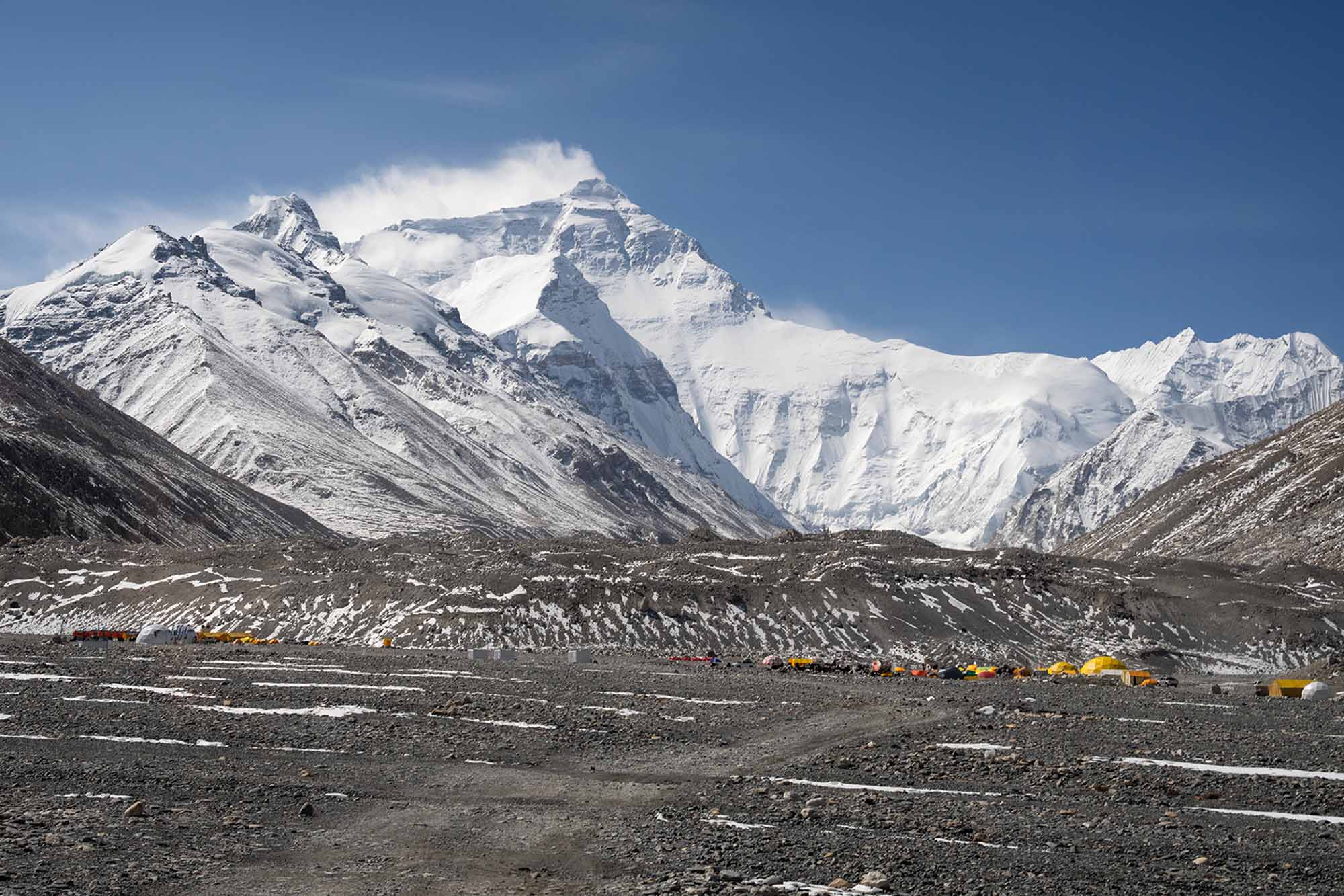 Everest_north side base camp