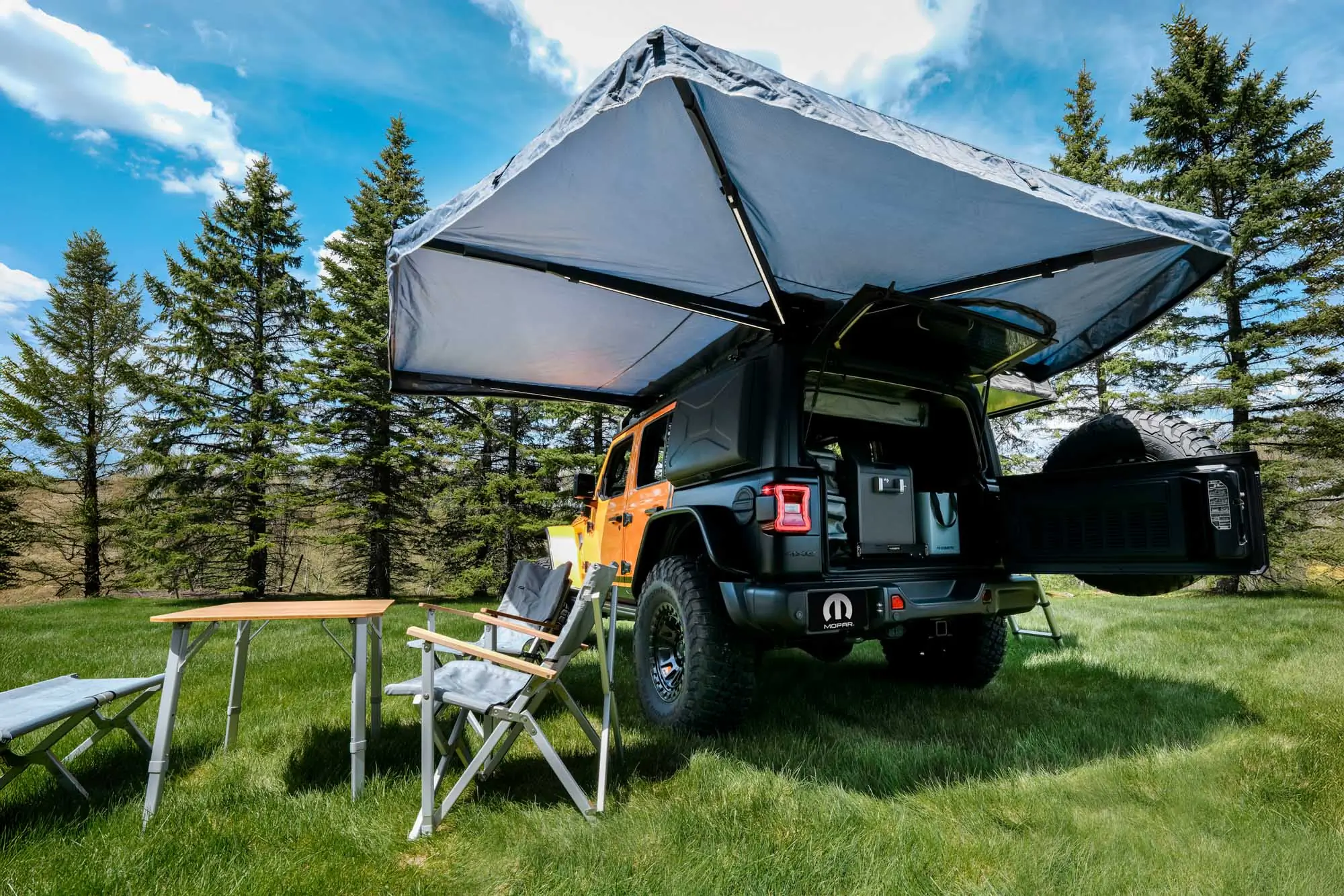 Jeep Performance Parts Awning and Rooftop Tent (ARTT) concept