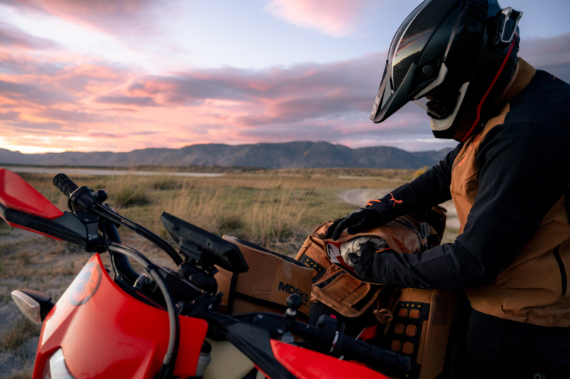 Safe, Secure, Unrivaled: Mosko Moto Reckless 40L V4.0 Luggage System Review