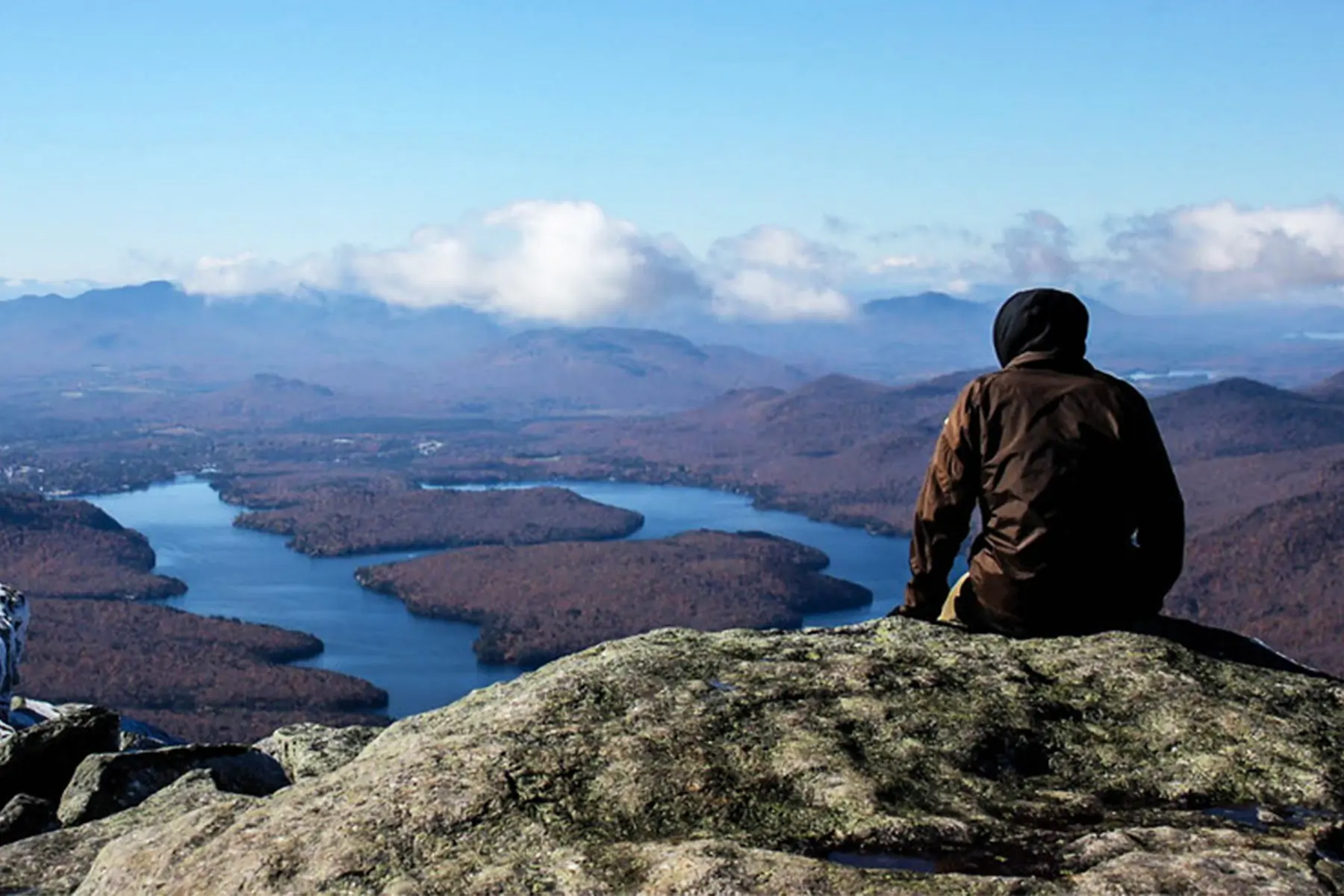 Hallucinating Hikers Mistakenly Report Their Friend as ‘Dead’