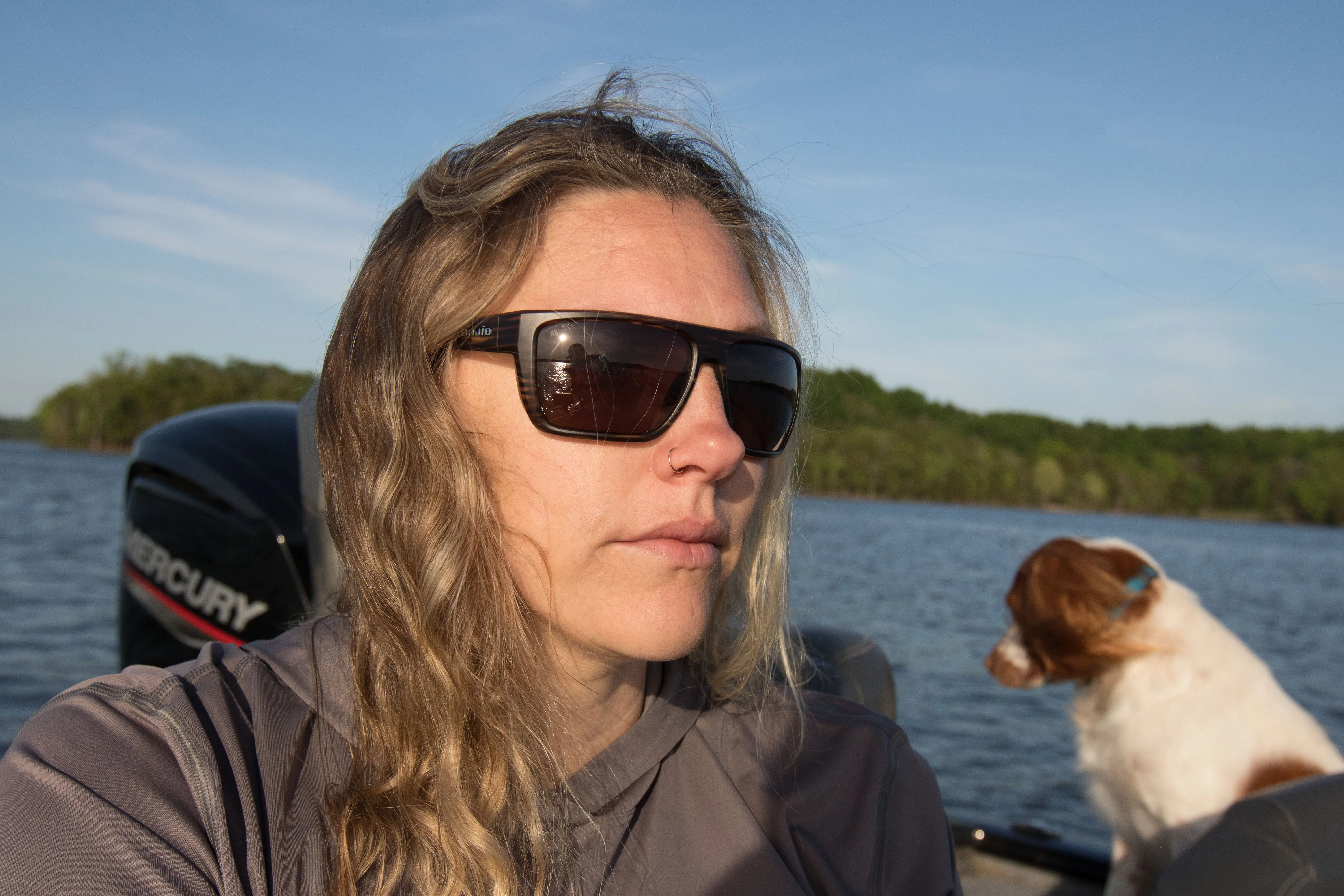 A woman wearing the Bajio Zapata Sunglasses