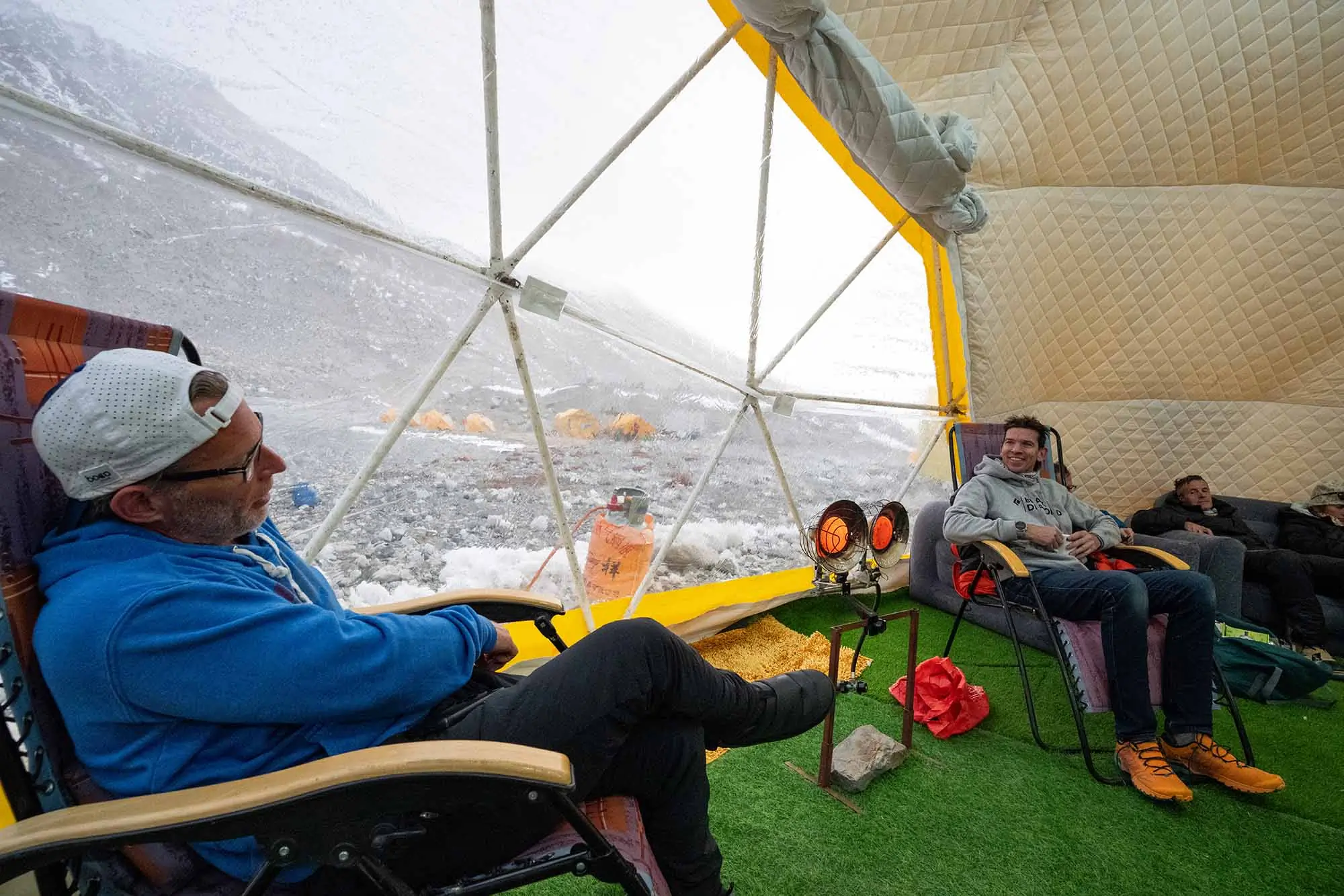 everest north side base camp 3