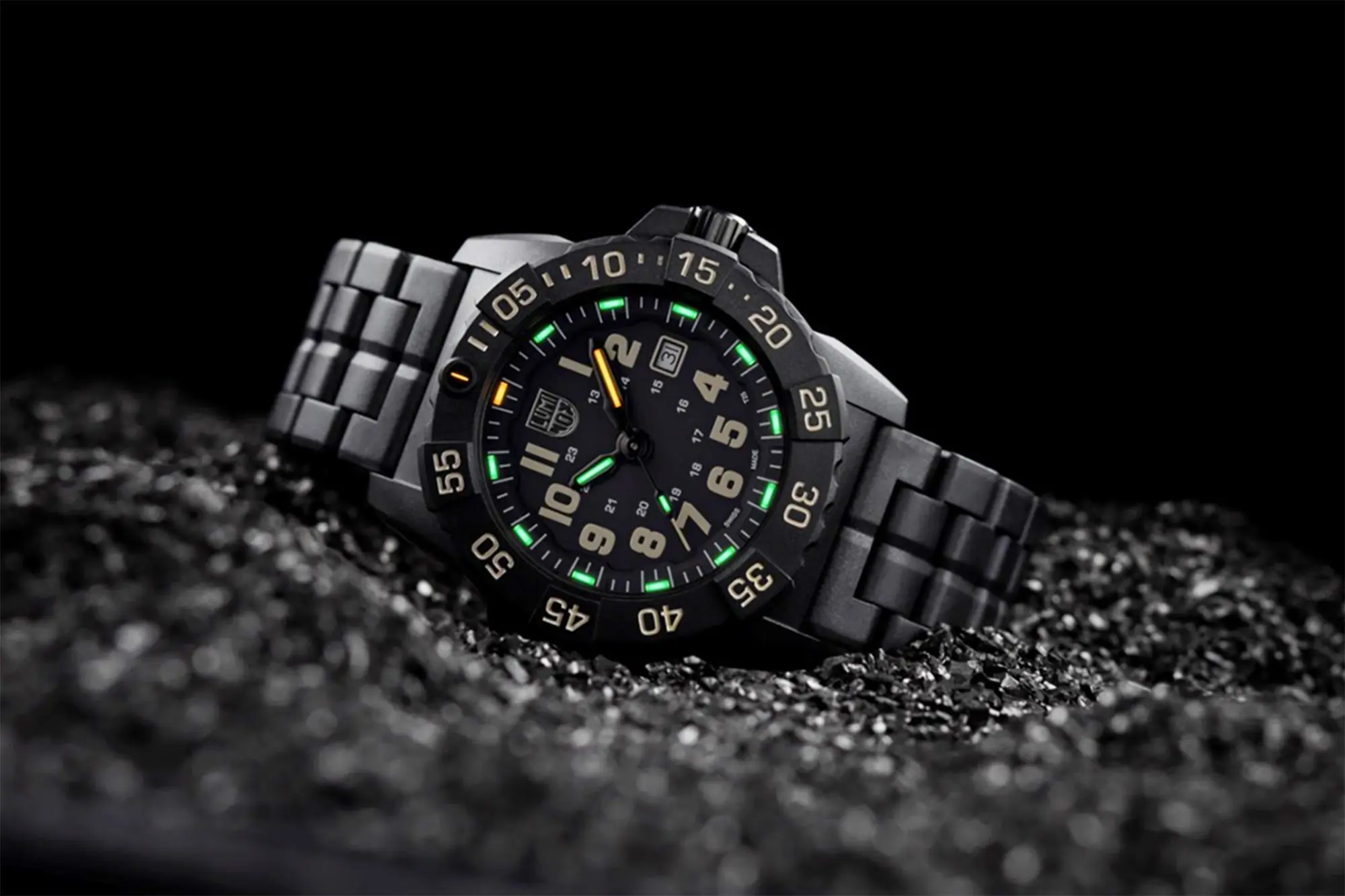 luminox navy seal blackout edition