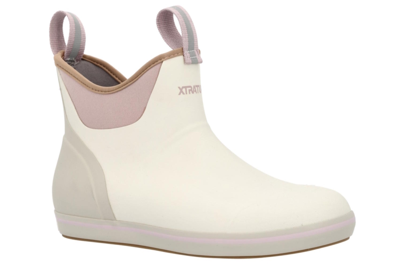 XTRATUF Women’s 6″ Ankle Deck Boots