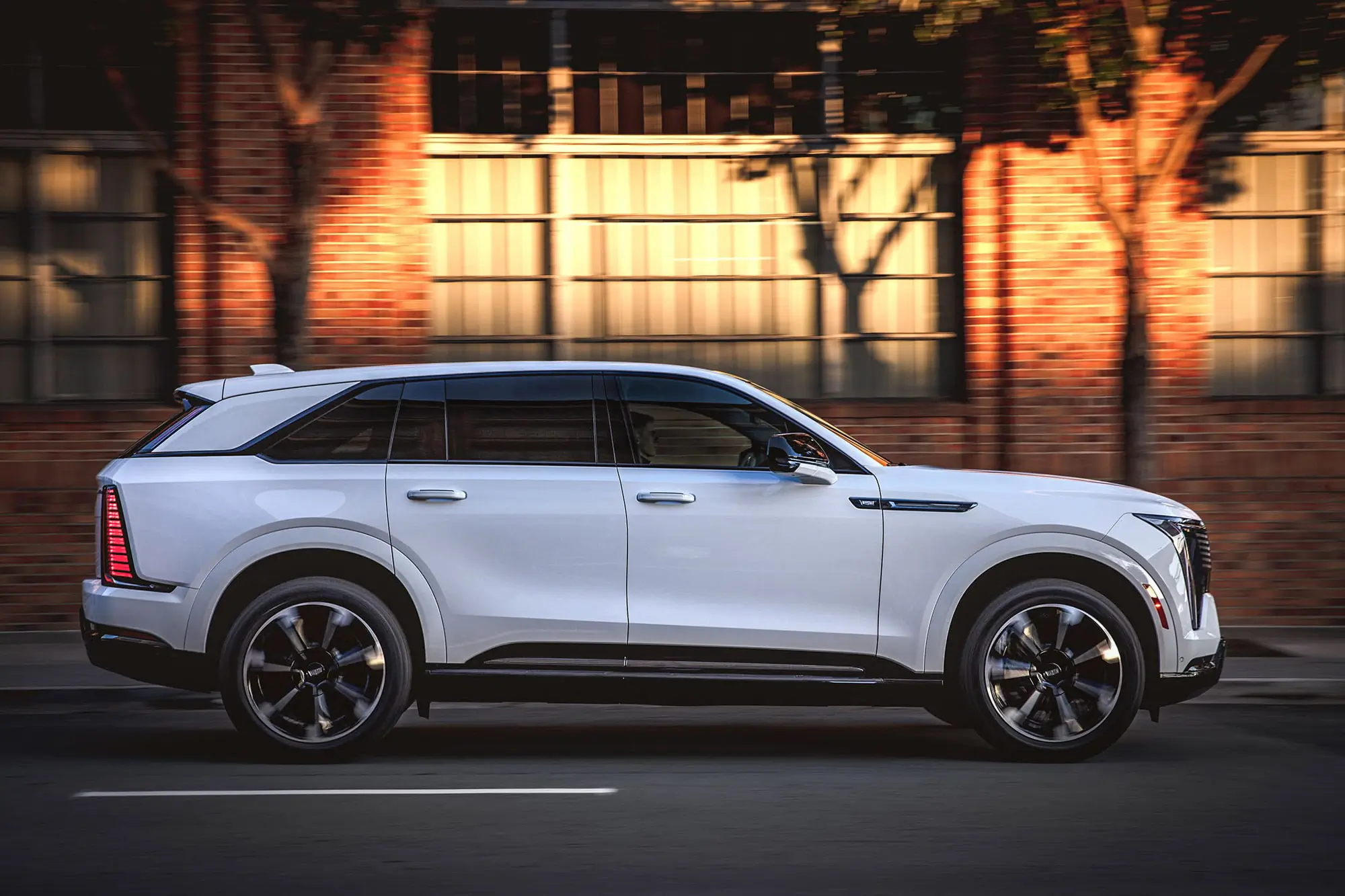 2025 Cadillac Escalade IQ