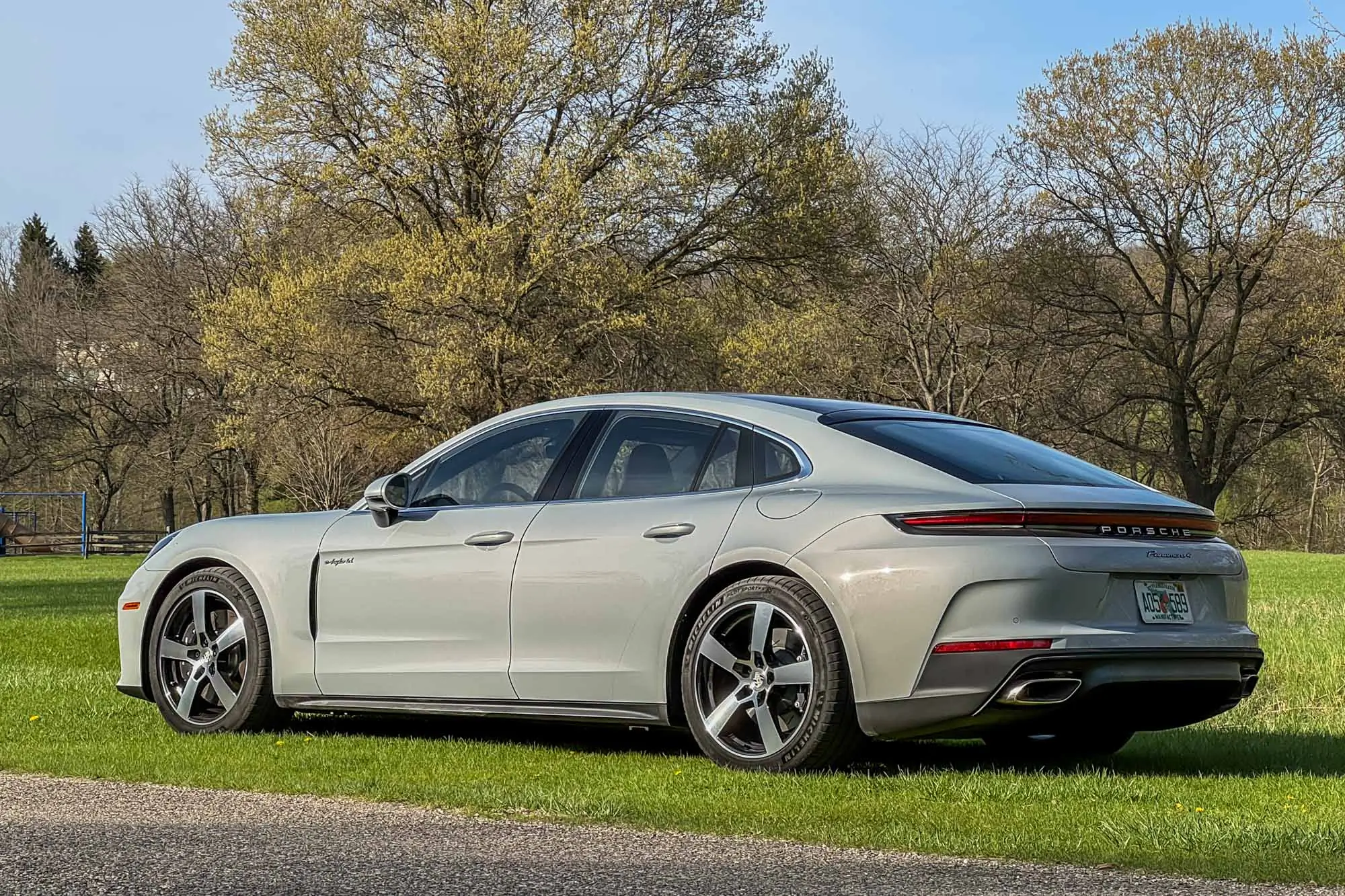 2025 Porsche Panamera 4 E-Hybrid