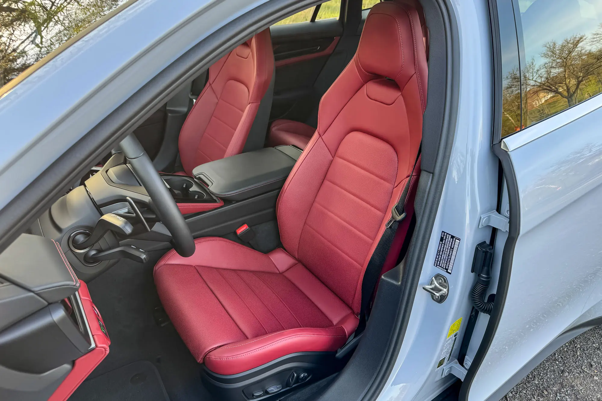 2025 Porsche Panamera 4 E-Hybrid