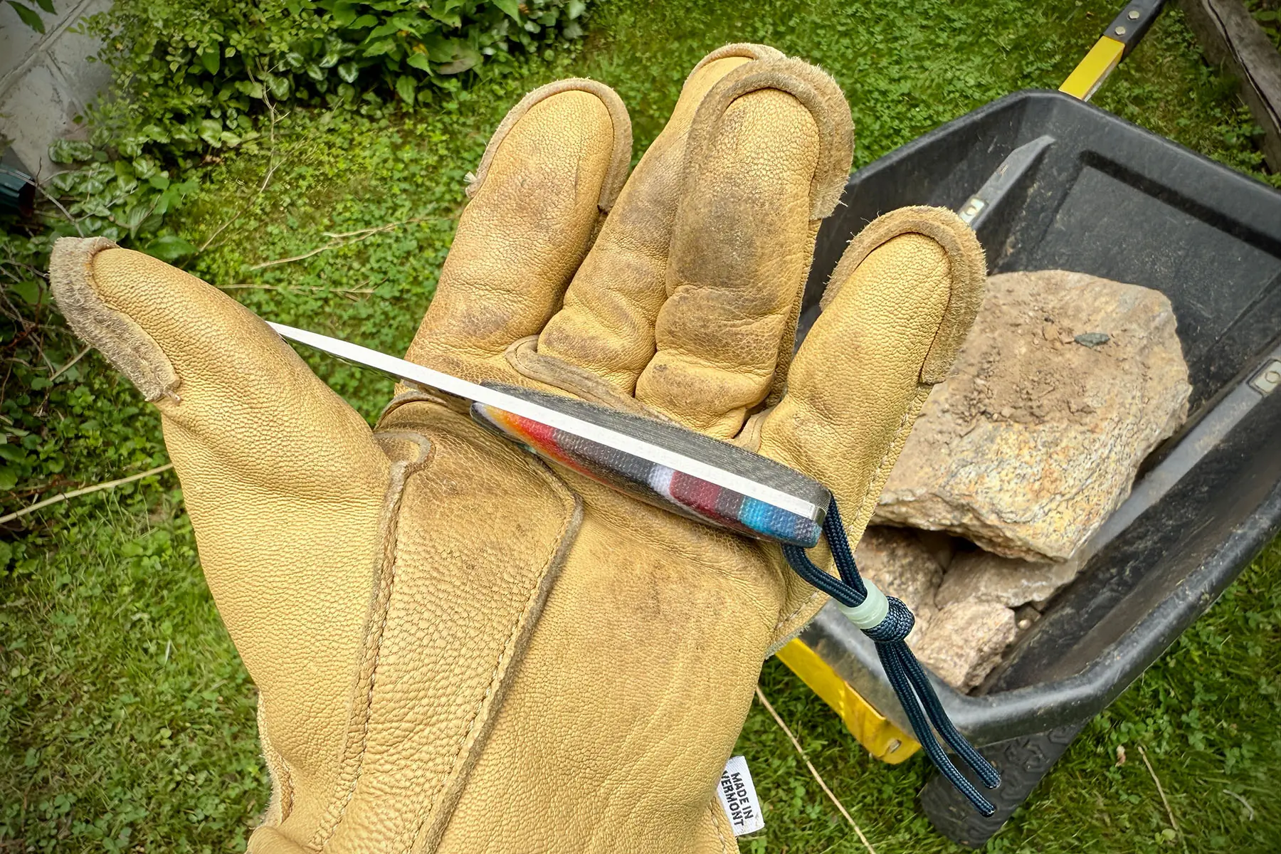 knafs little lulu knife in palm with glove