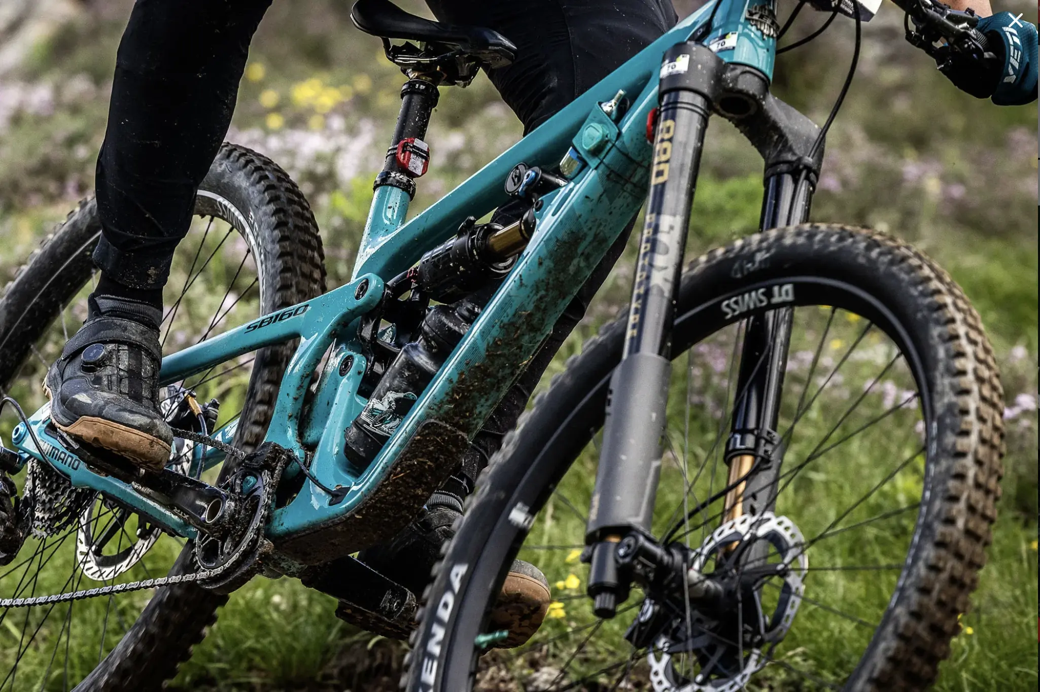 Fox Launches Inverted Fork, Promises ‘Unfair Advantage’ in Technical Descents