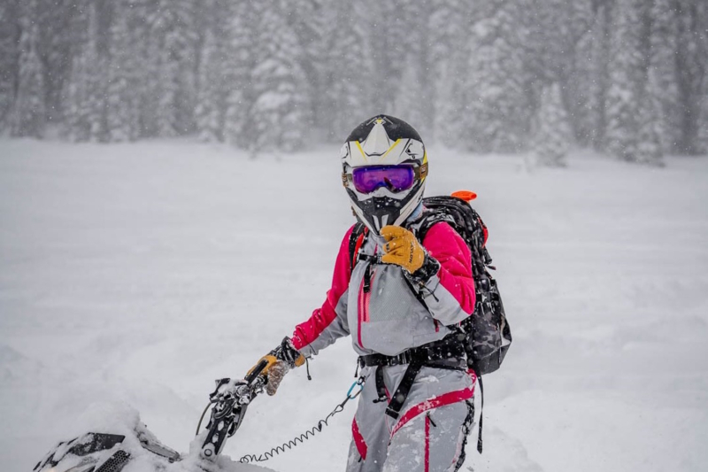 Flylow Super D Ski Gloves Review: Cozy, Waterproof, and Very Comfortable