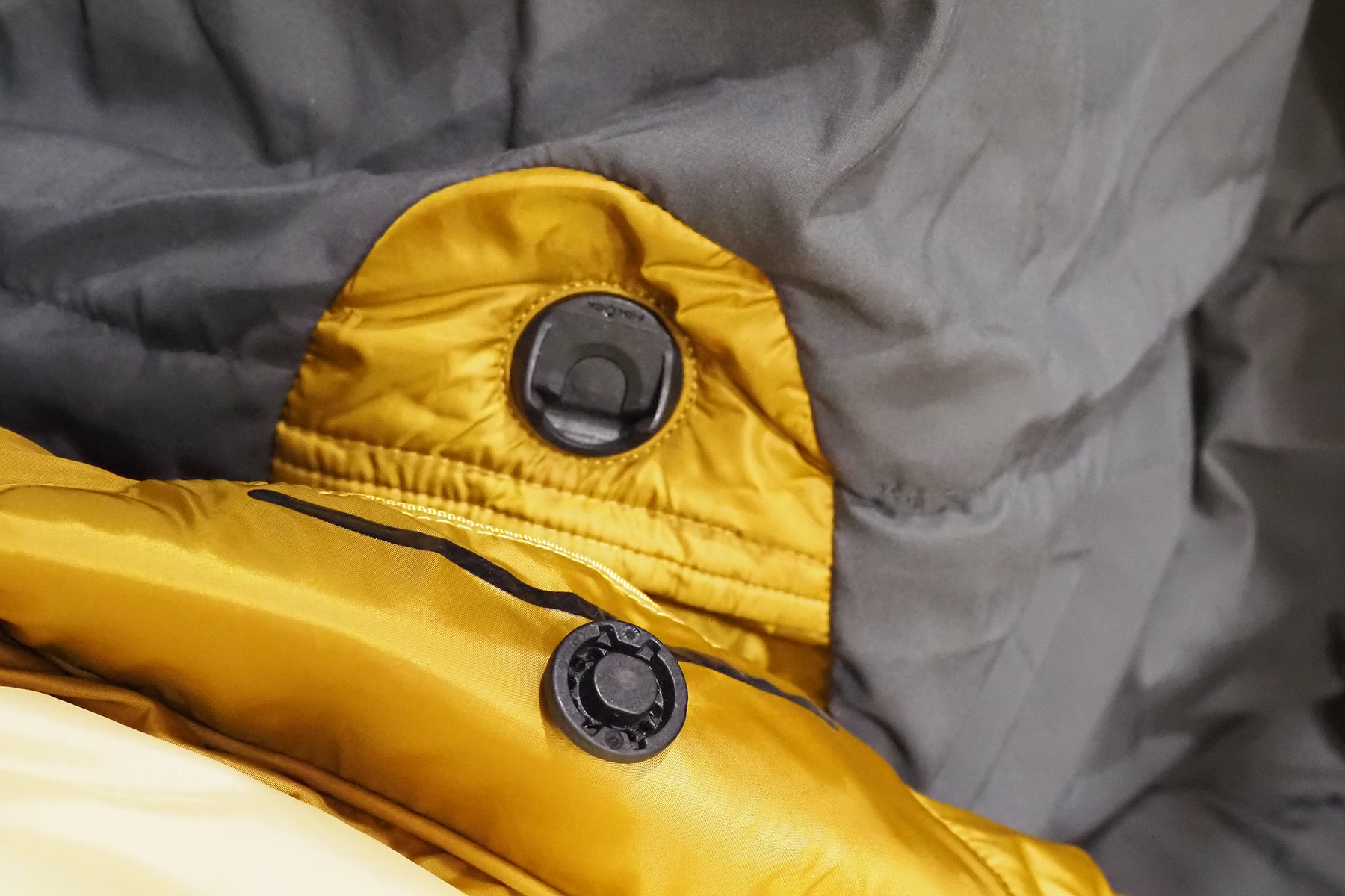 the north face the one sleeping fidlok toggle