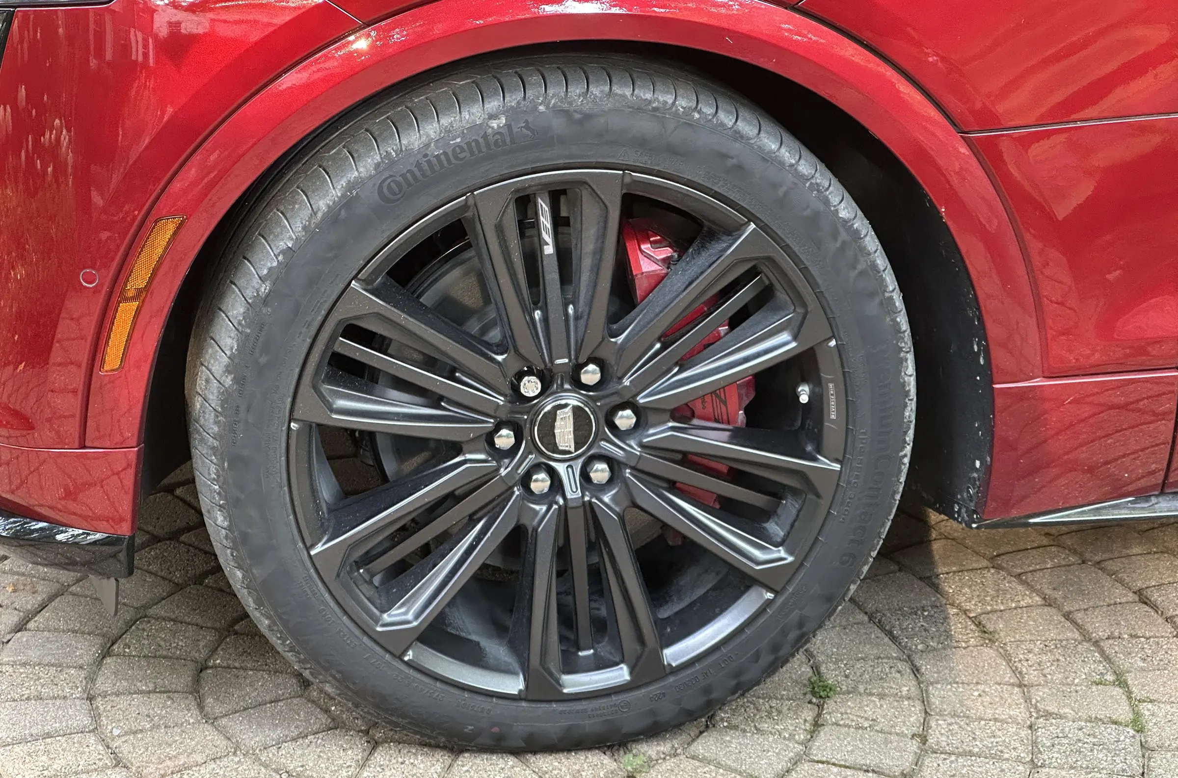 2026 Cadillac LYRIQ-V