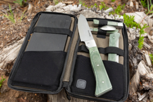 messermeister Adventure Chef set in the case
