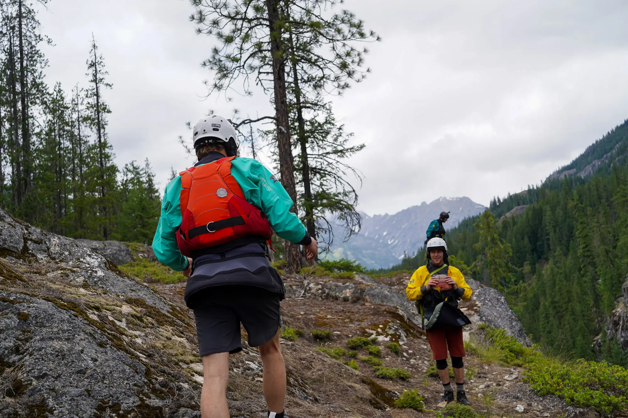 paddlers in washington state scout the stehekin river