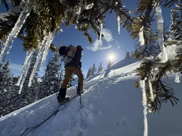 High-Volume Safety in a Compact Frame: Mammut Tour 30 Women’s Airbag Ski Backpack Review