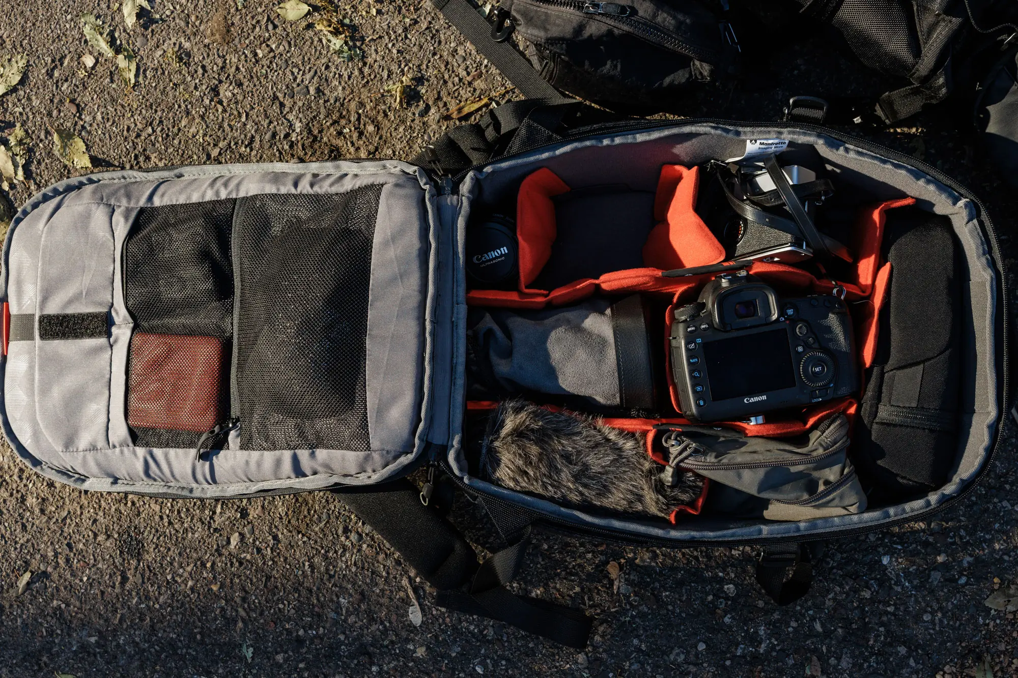 Nomatic McKinnon Camera Backpack layout