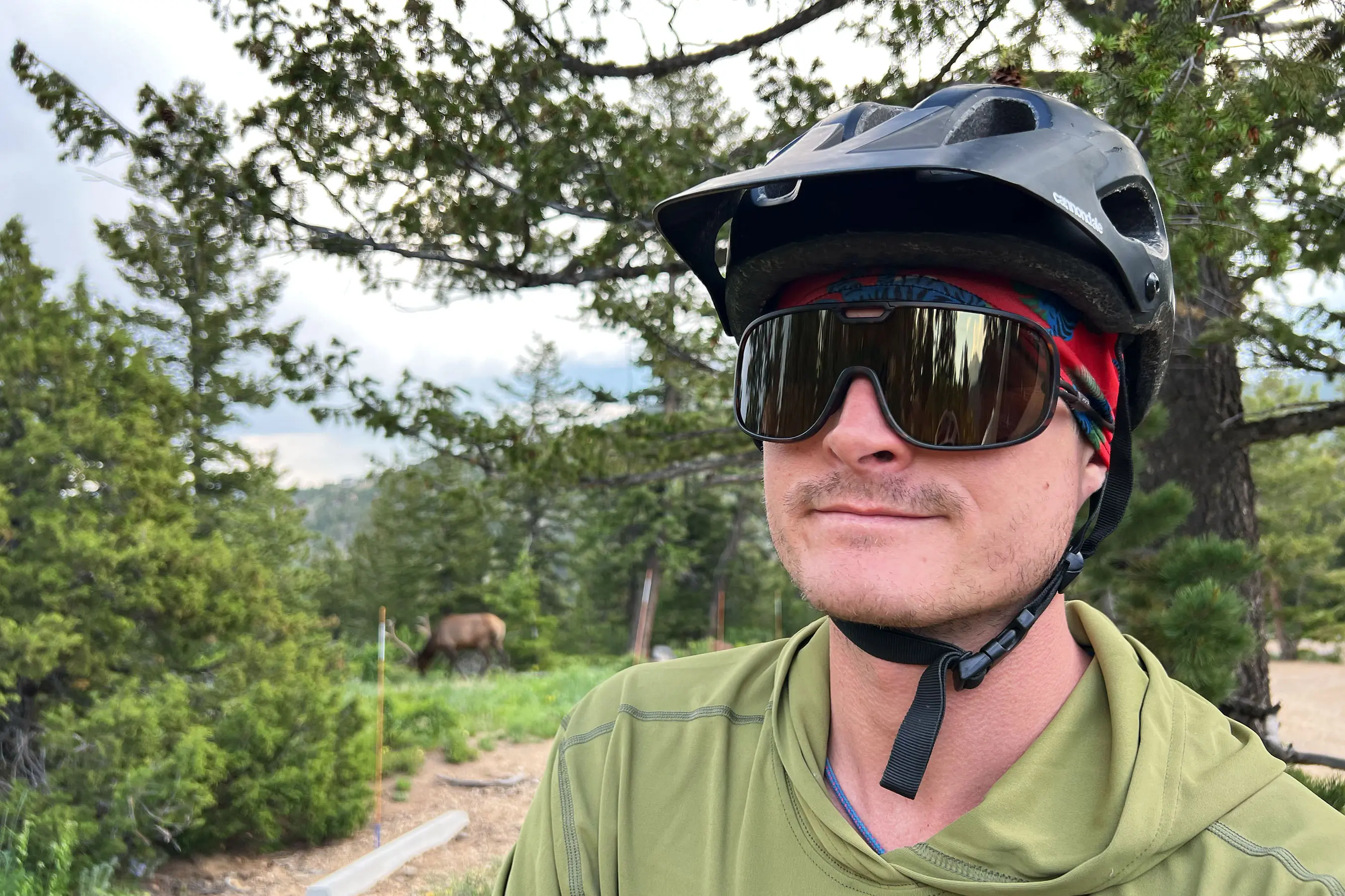 Ombraz Refugio Sunglasses Review: Cinch-Tight Wraparounds | GearJunkie