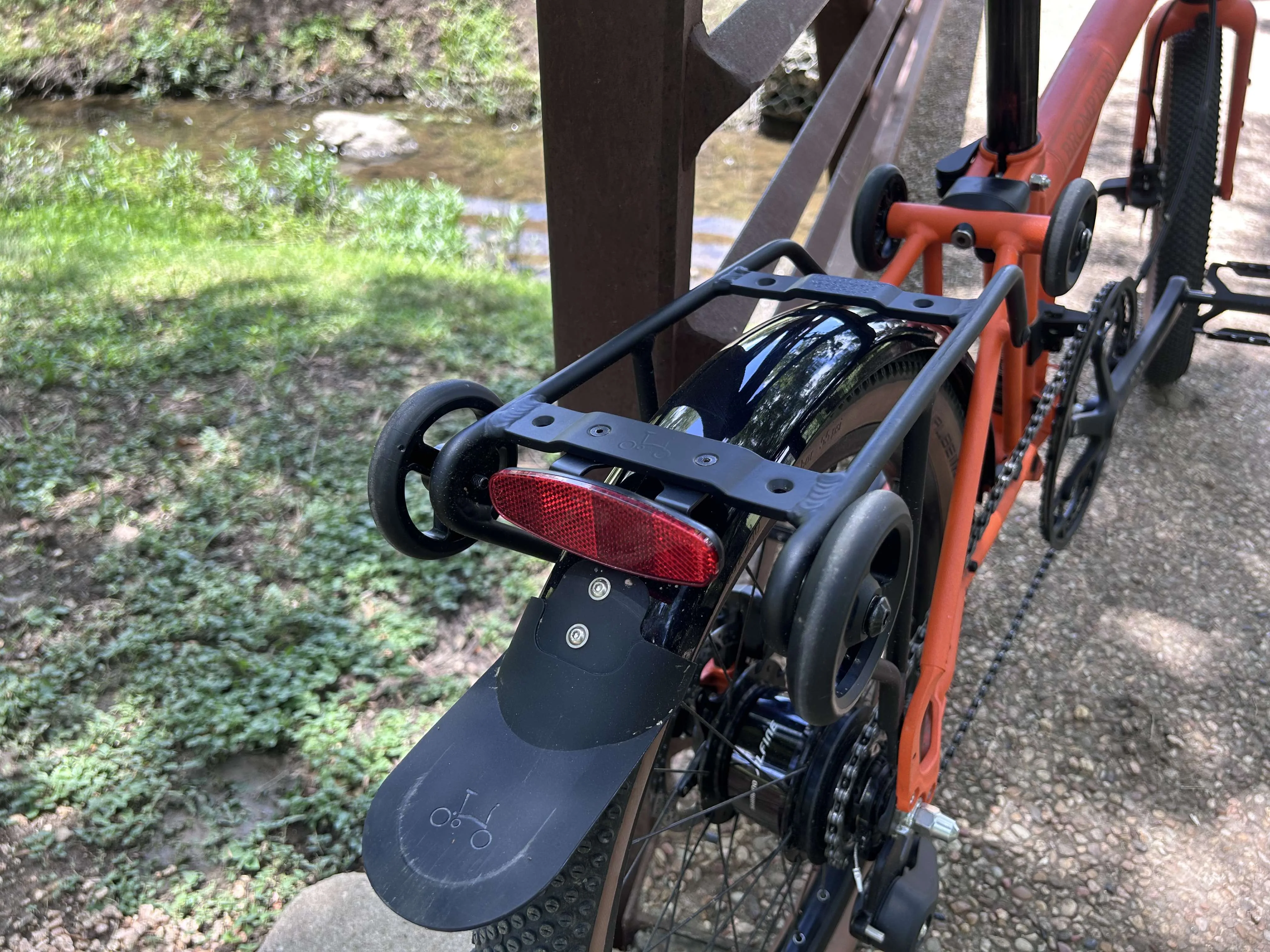 Brompton G-Line folding bike rear roller rack detail image.