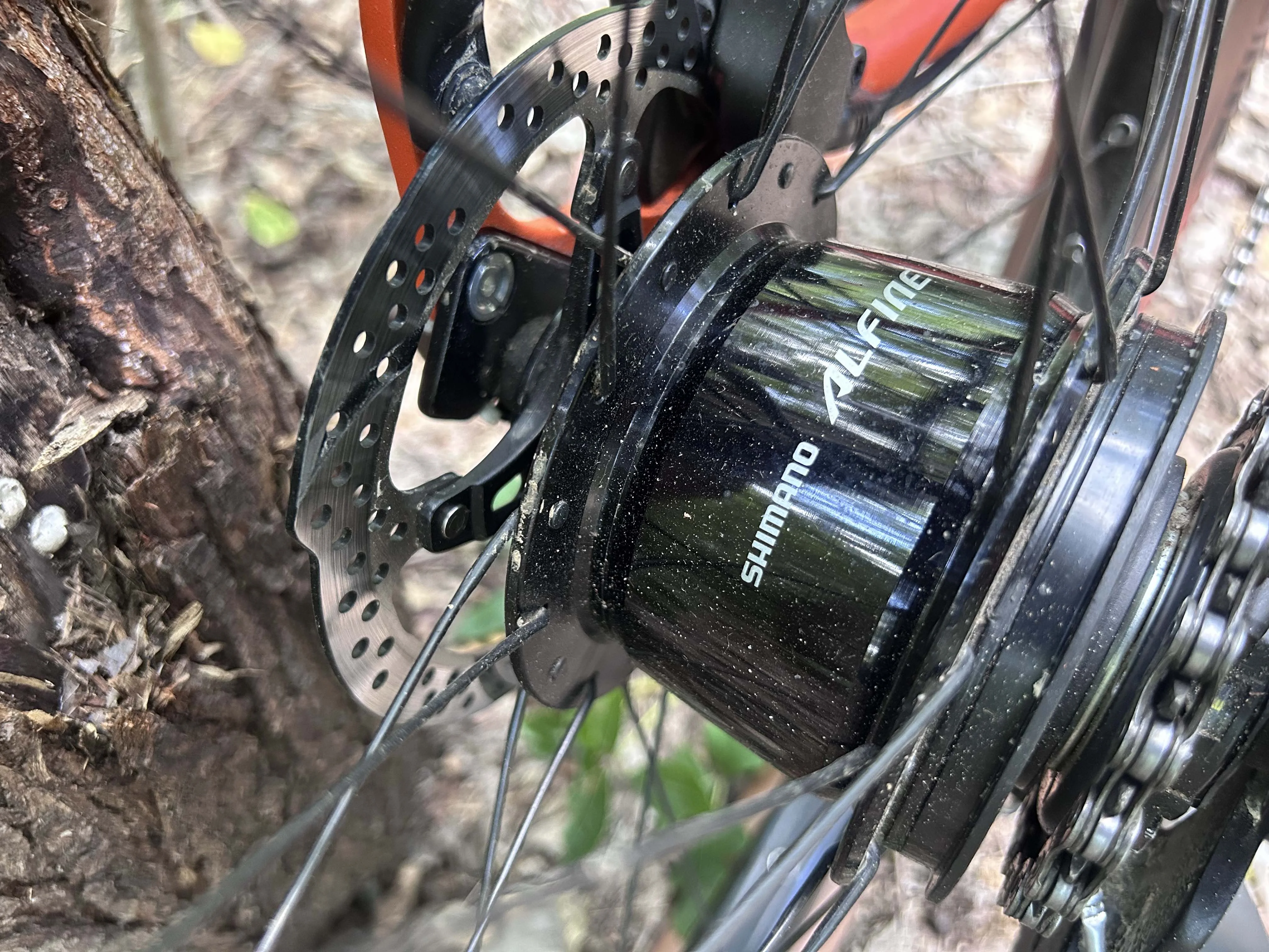 Brompton G-Line folding bike gearbox drivetrain detail image.