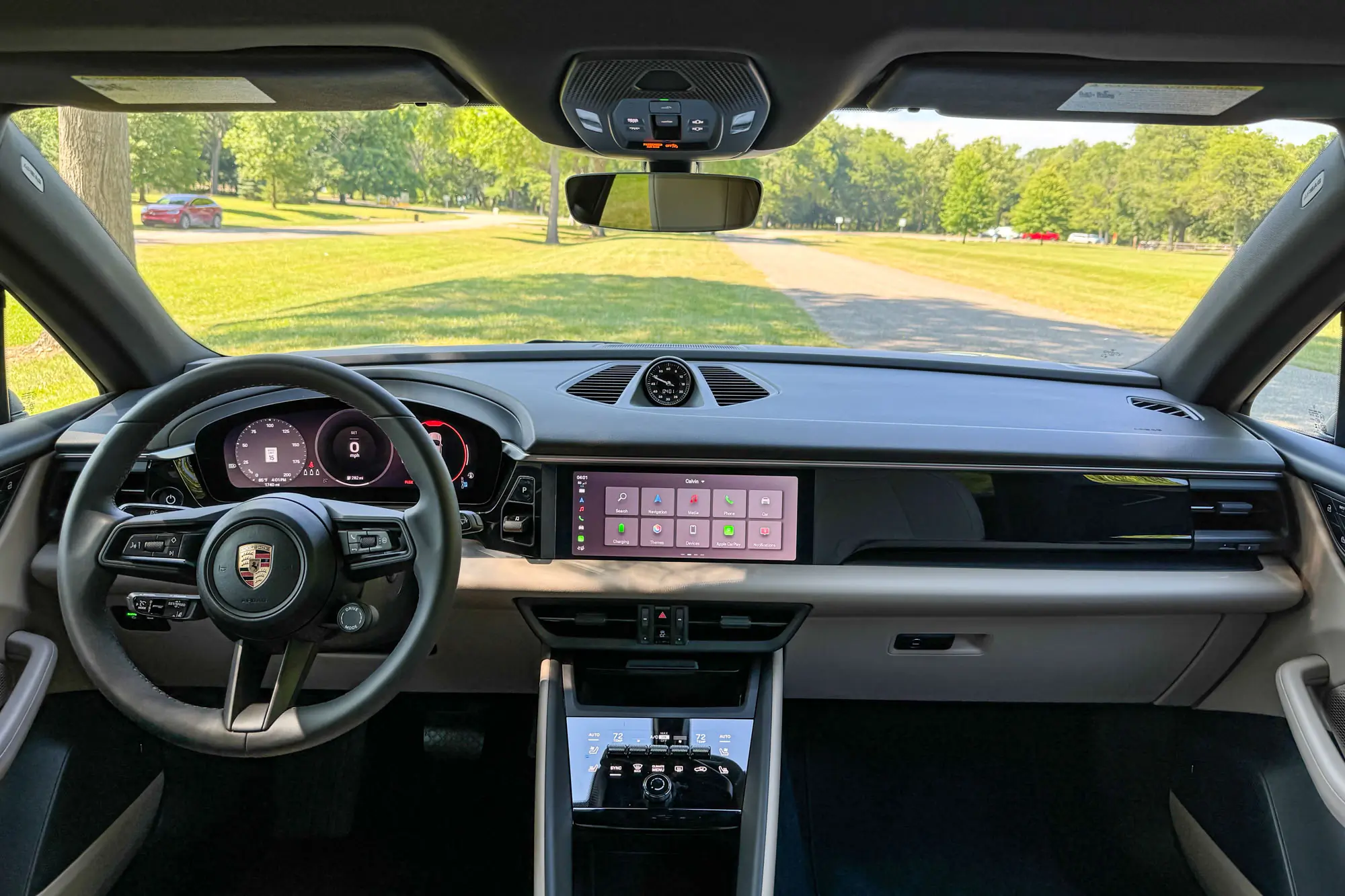 2025 Porsche Macan Electric