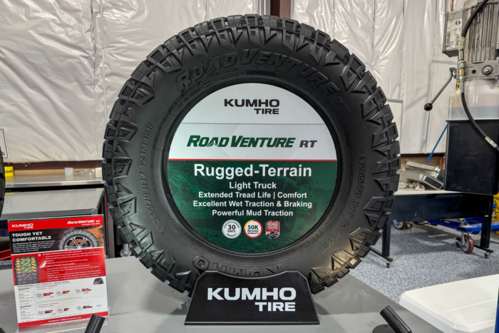 Kumho Road Venture RT Tire