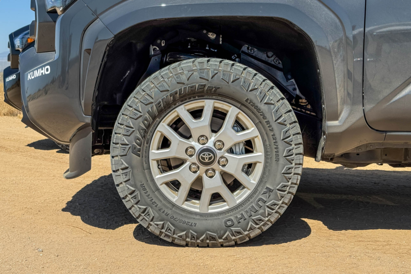 Kumho Road Venture RT Tire