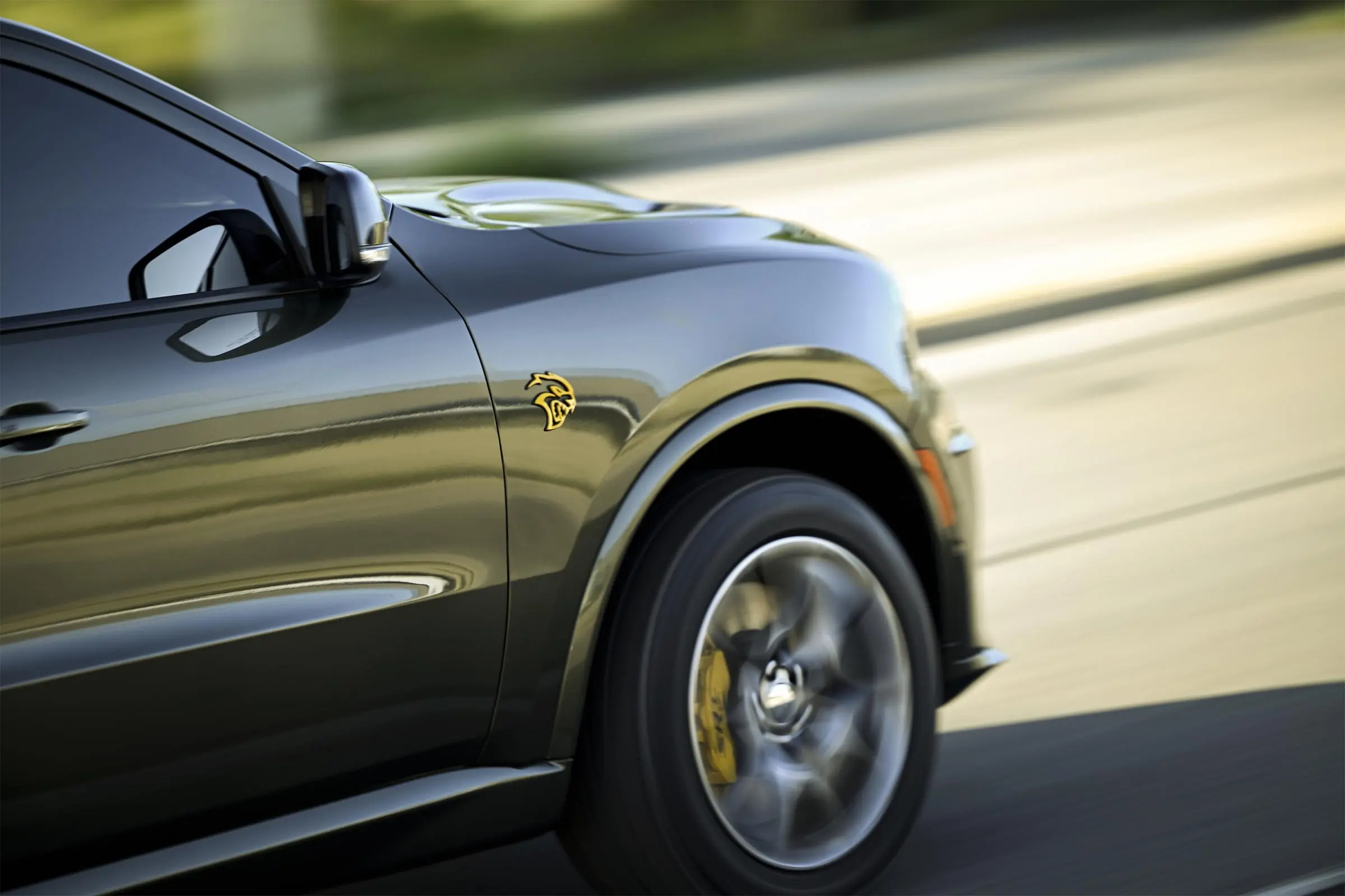 Dodge Durango Hellcat Jailbreak - driving detail