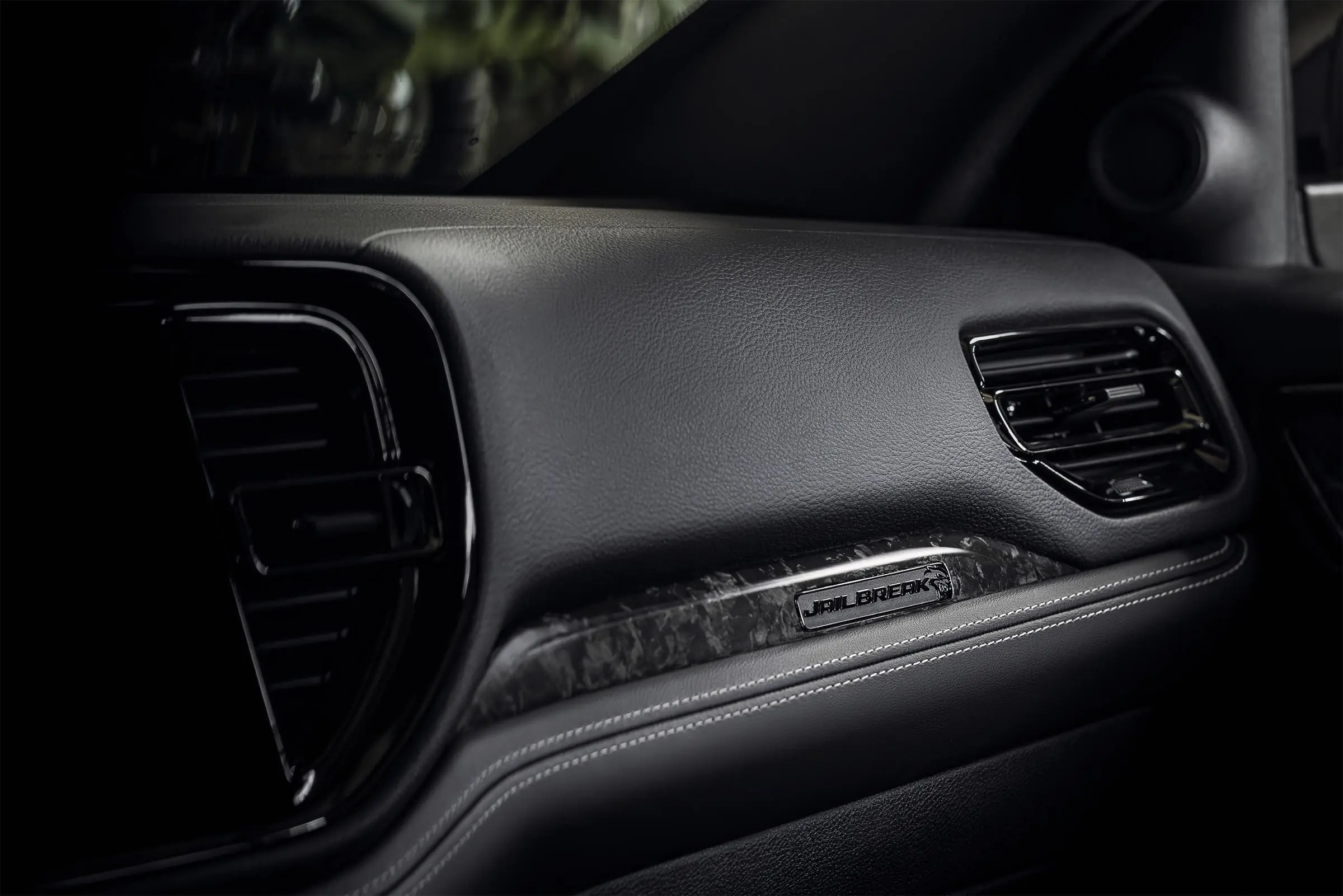 Dodge Durango Hellcat - interior badge