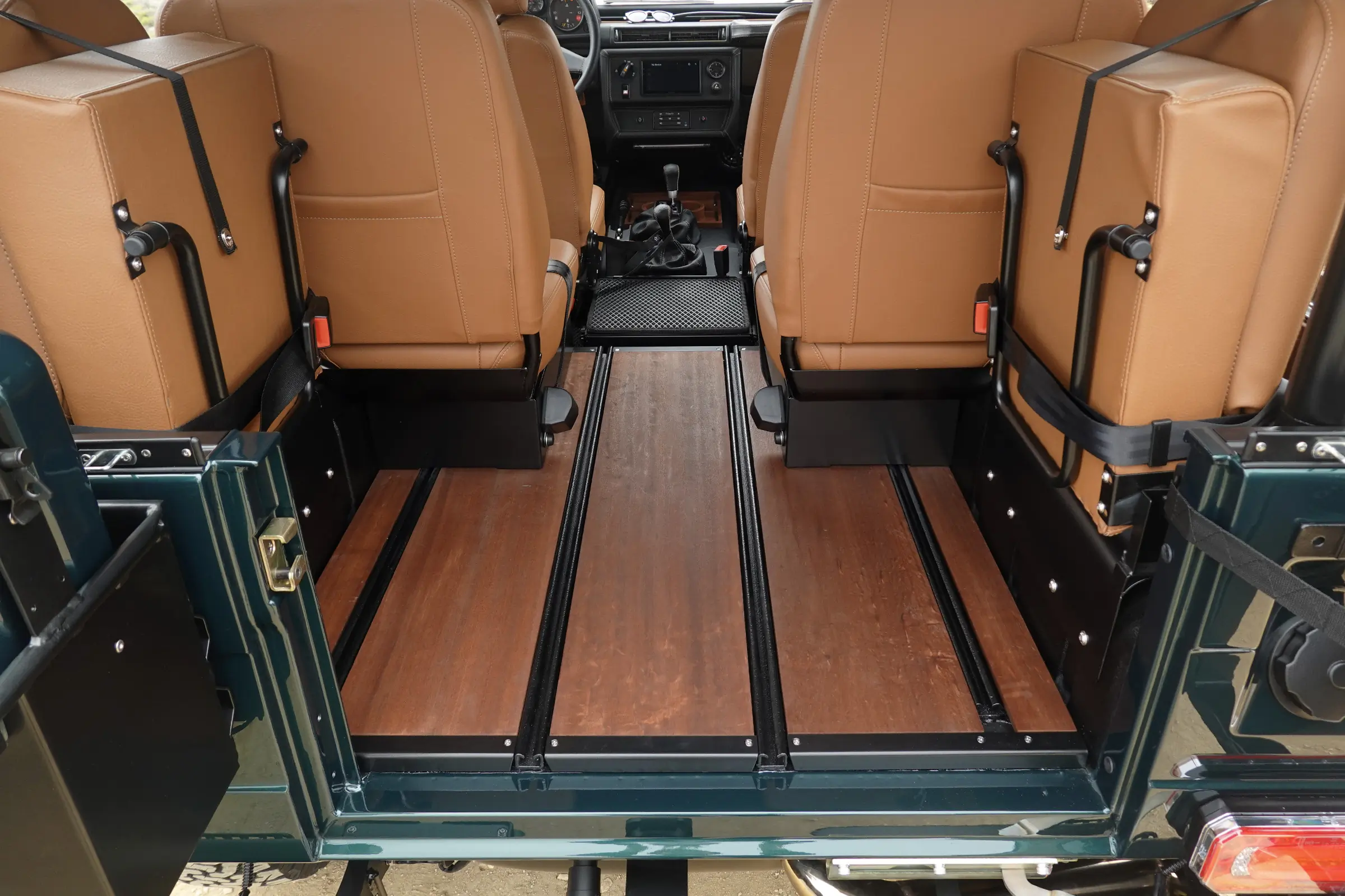 EMC 250GD Turbo G-Wagen Wolf