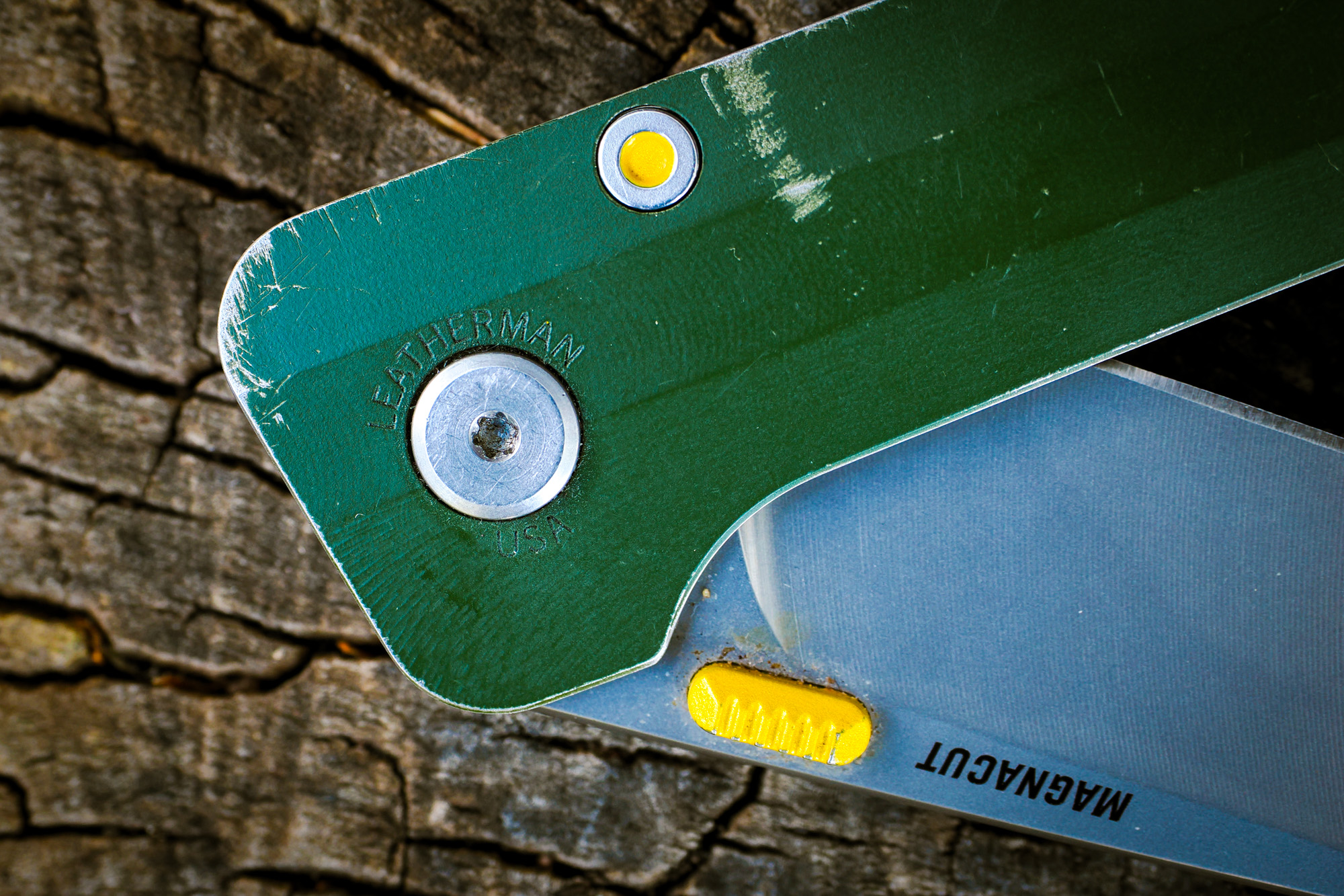 Leatherman Glider close up