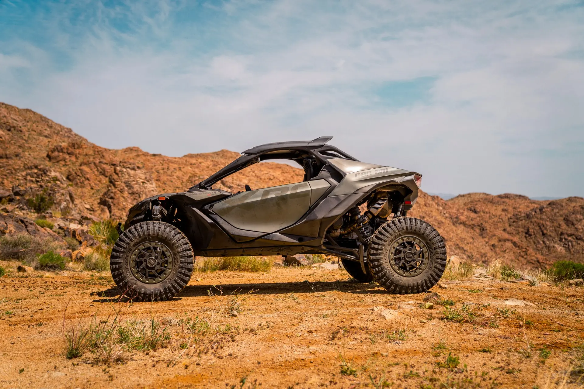 2025 Can-Am Maverick R X rc